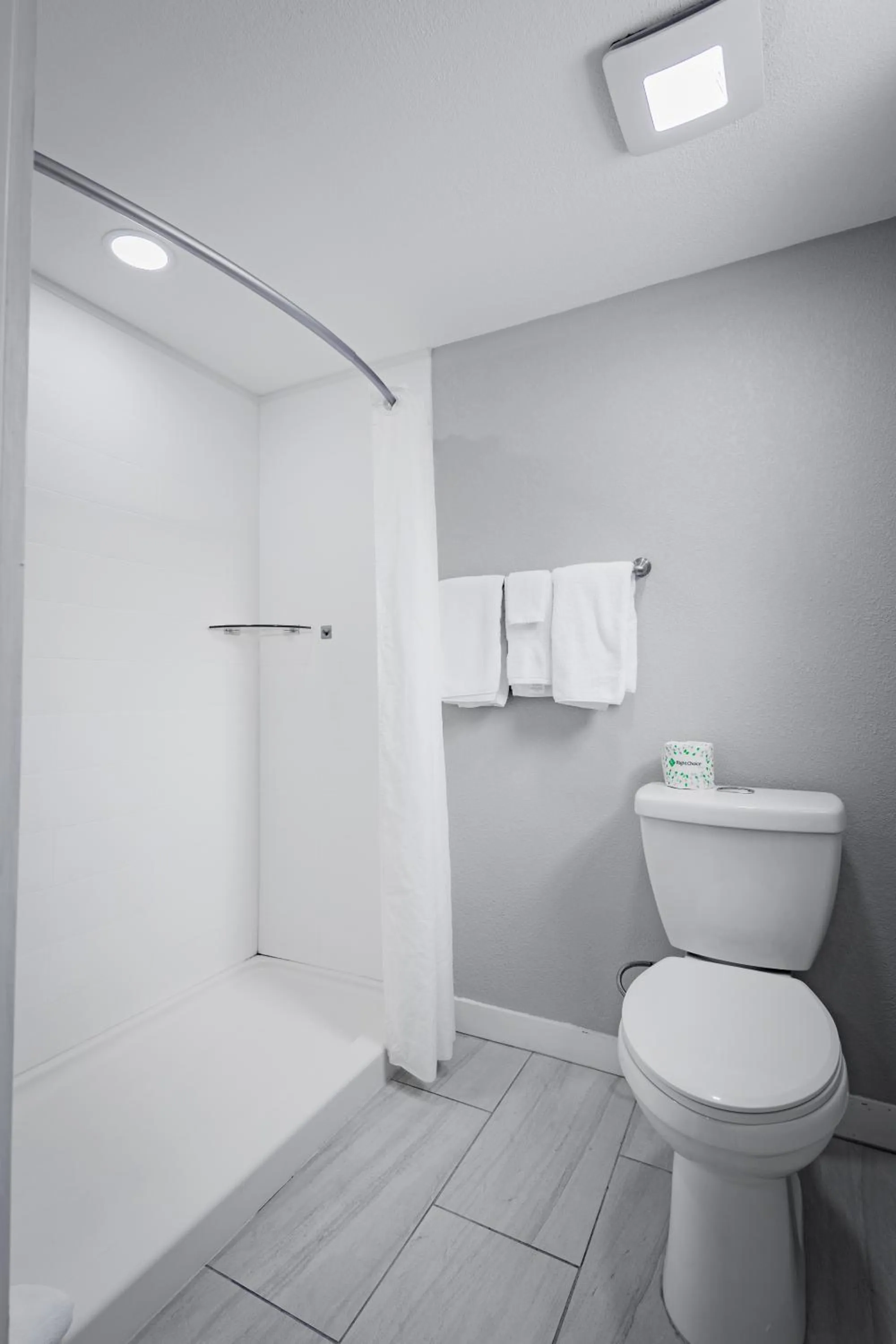 Shower in Welcome Inn