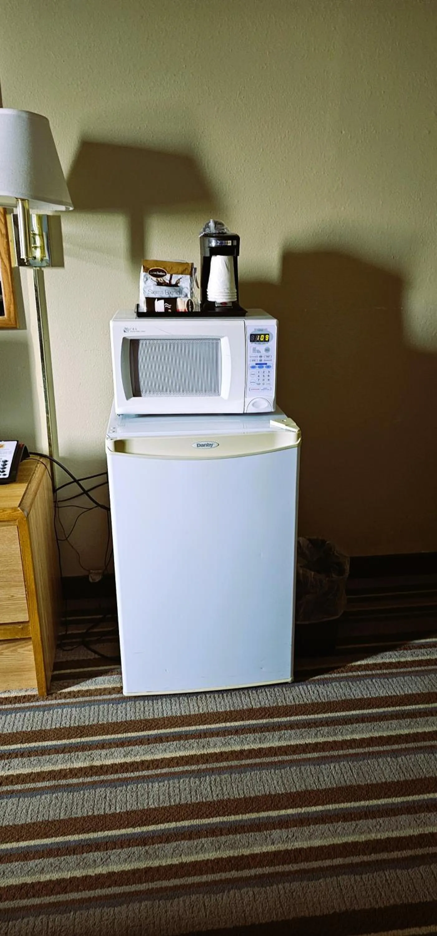 minibar in Grizzly Inn