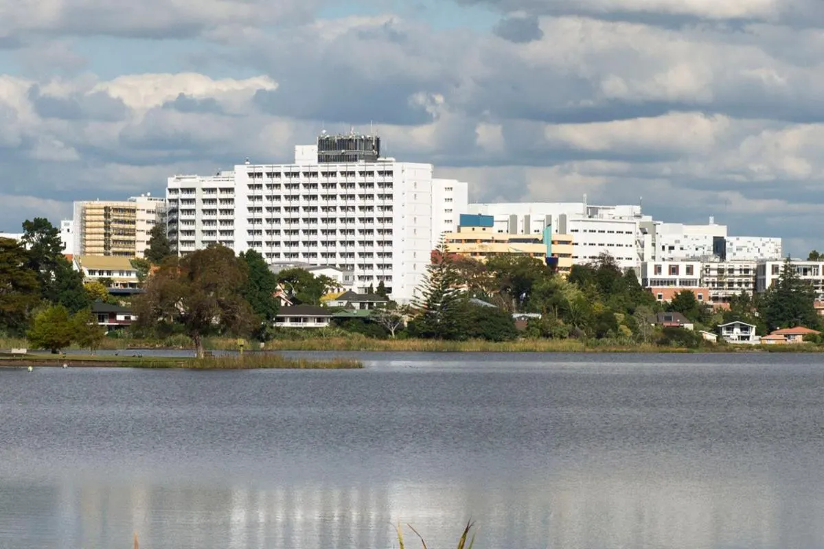 Property building in Lake Point Motel
