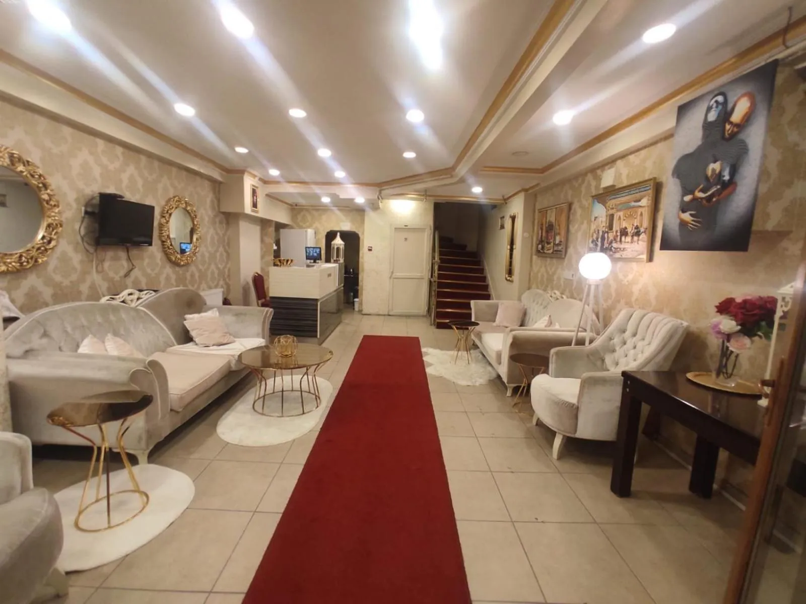 Lobby or reception in şah otel