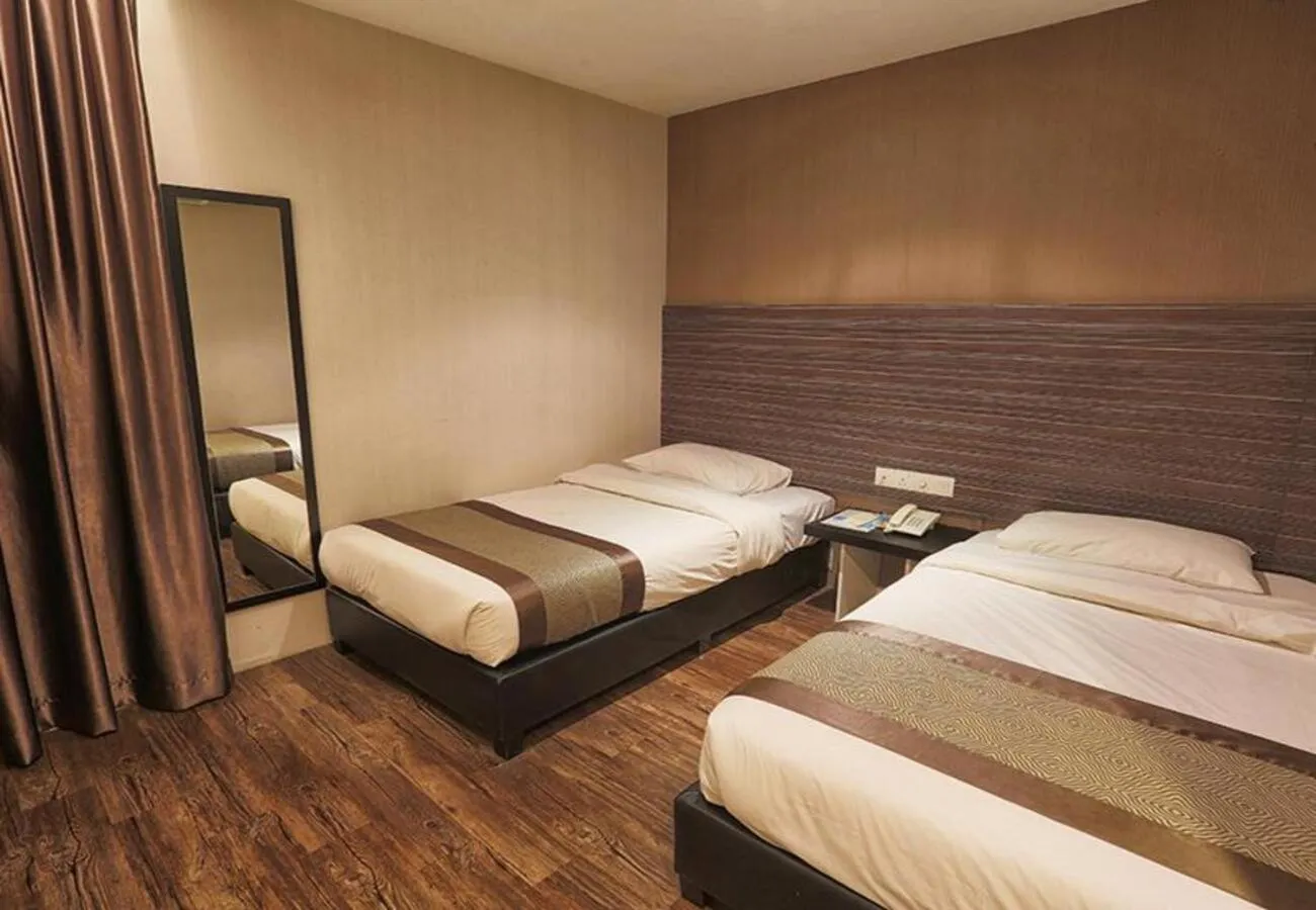 Bedroom, Bed in Hotel Austin Paradise