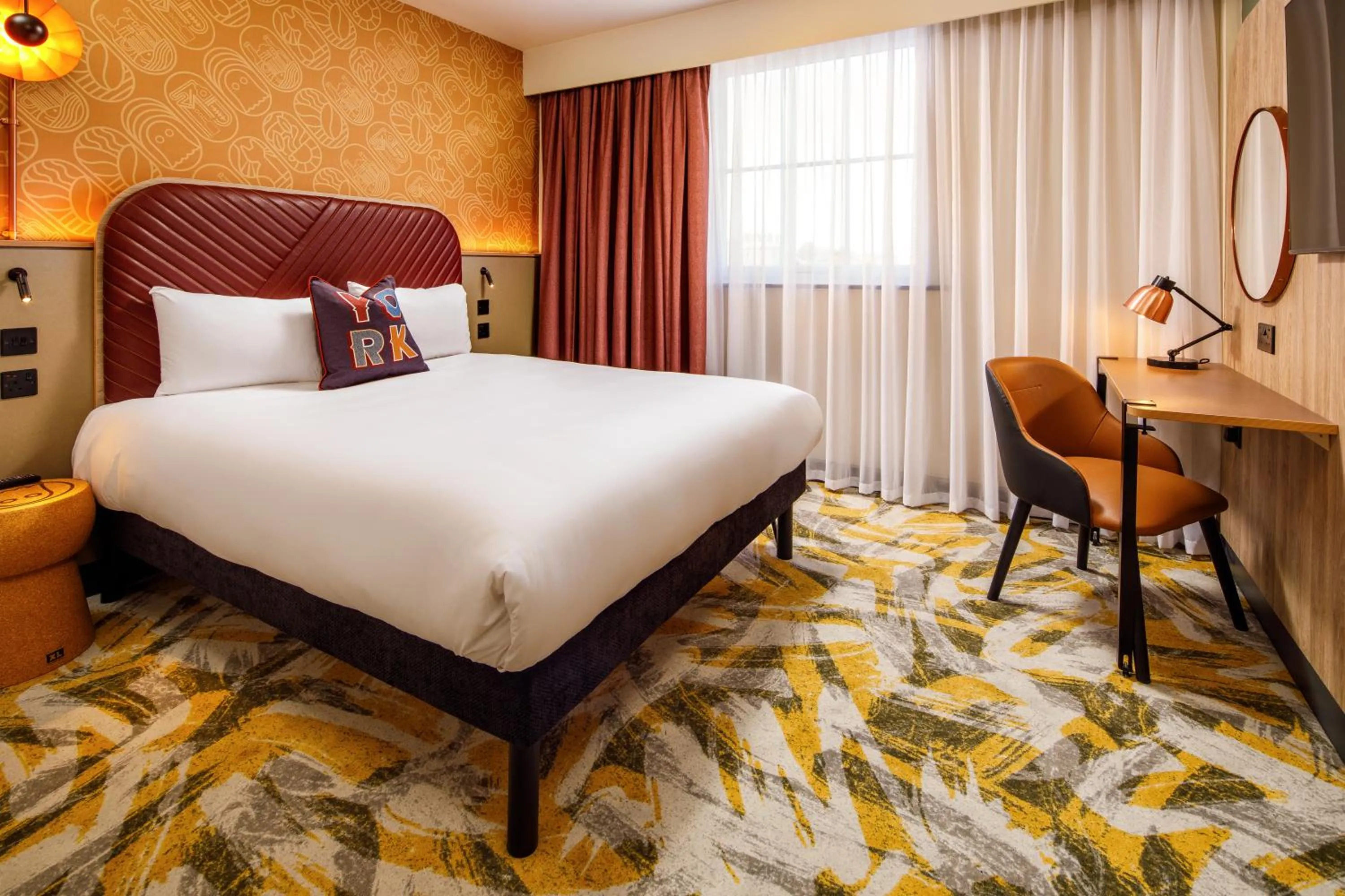 Bedroom, Bed in ibis Styles York Centre