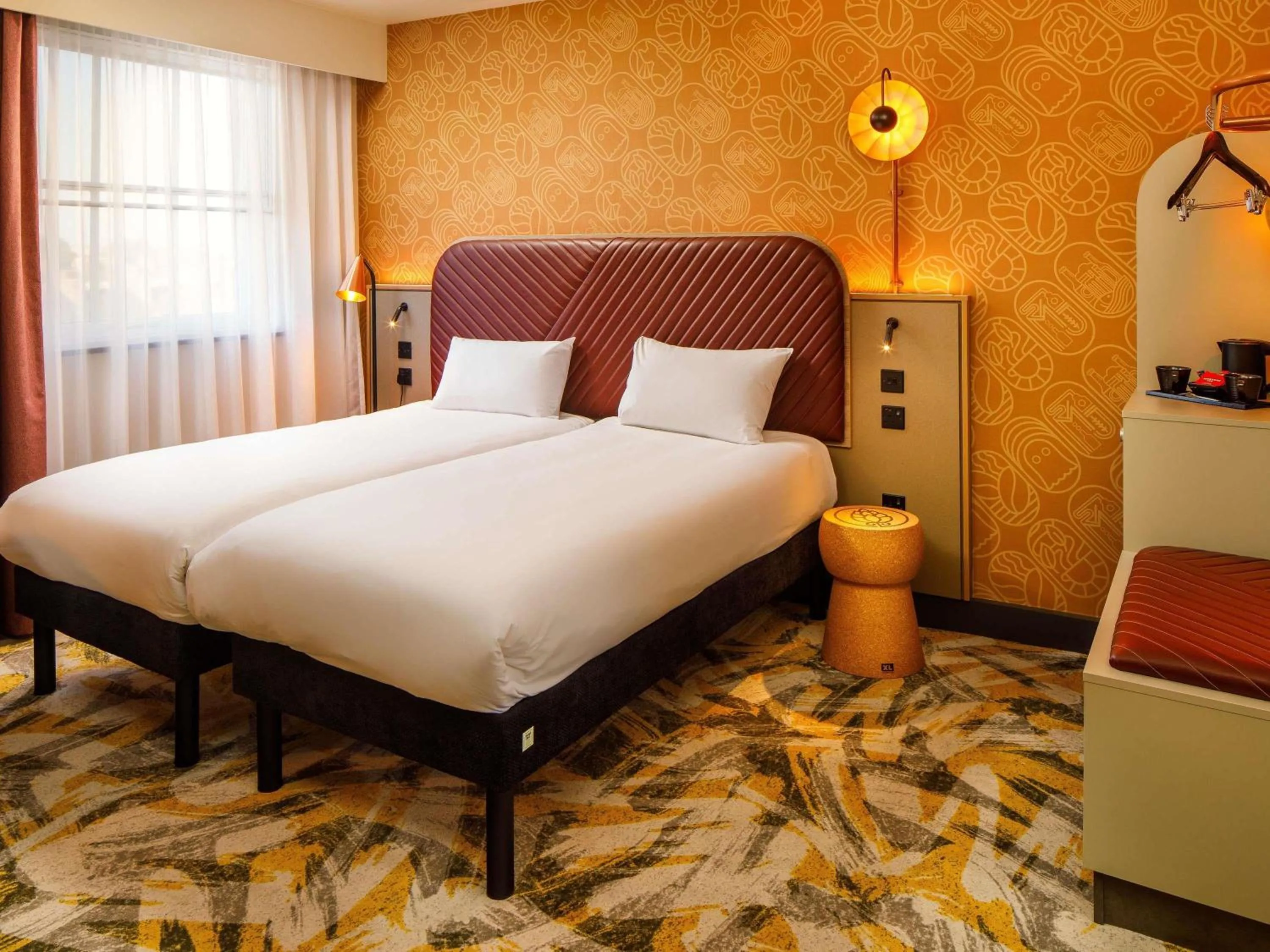 Bedroom, Bed in ibis Styles York Centre