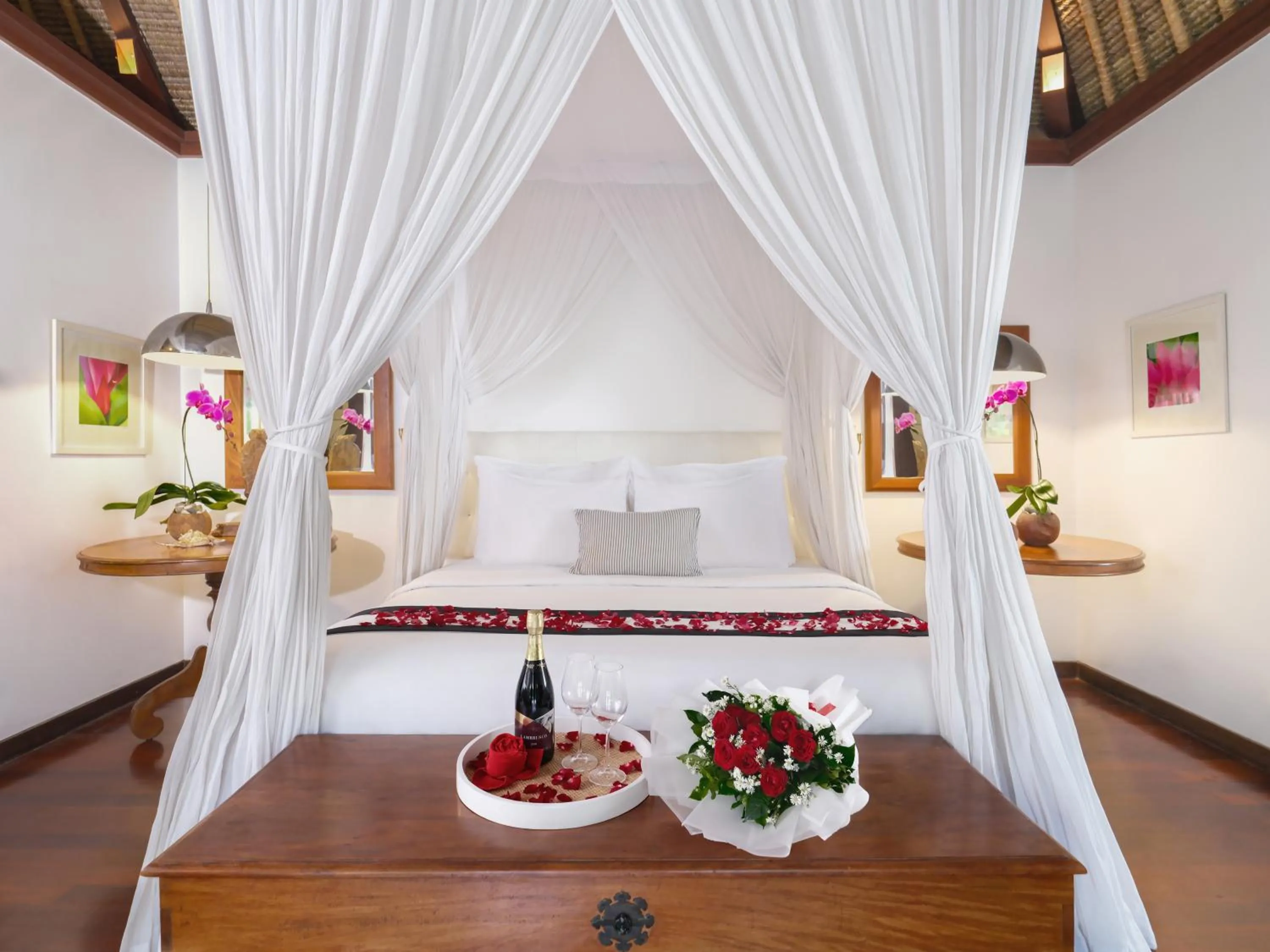 Bedroom, Bed in The One Boutique Villa