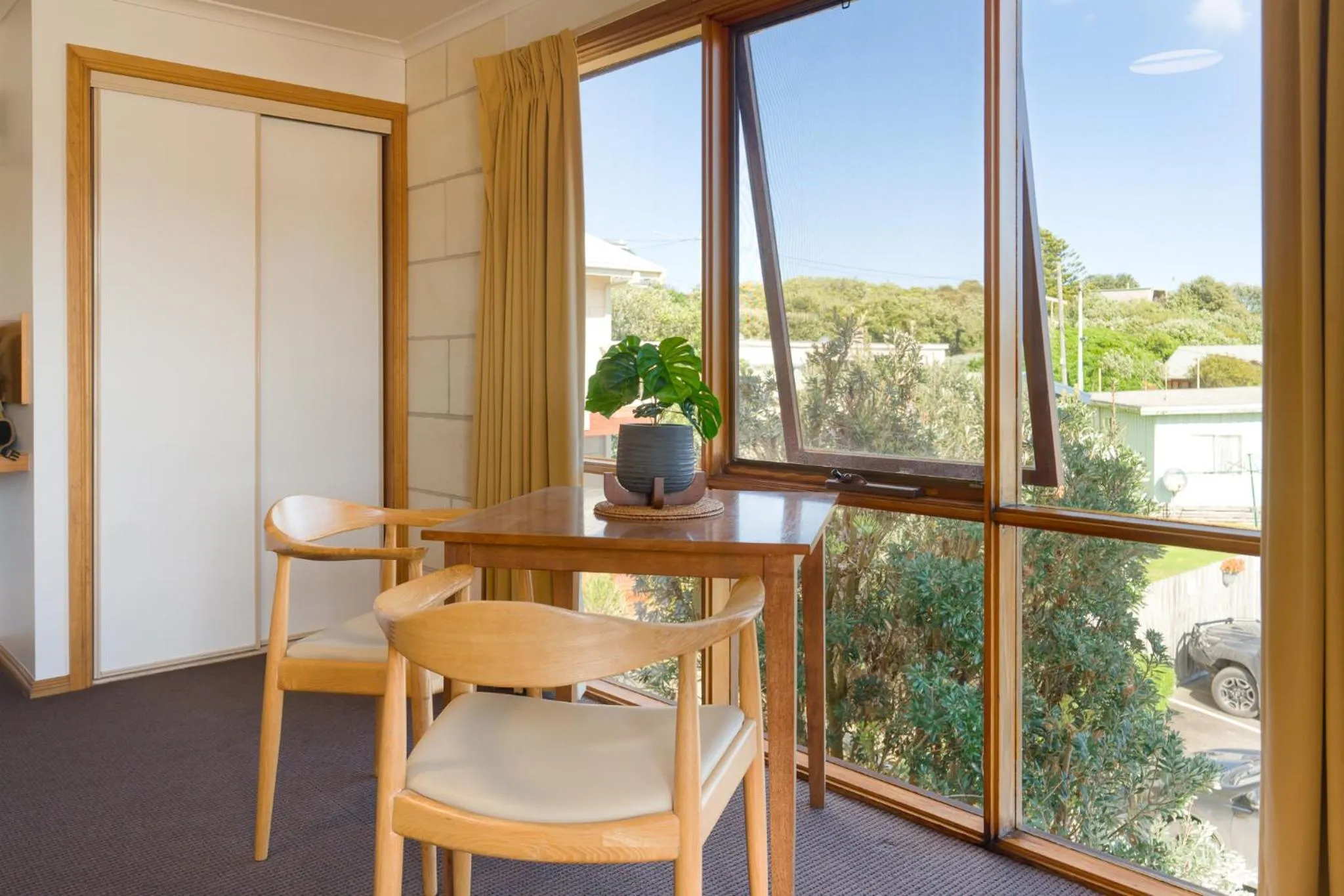 Seating area in Loch Ard Motor Inn