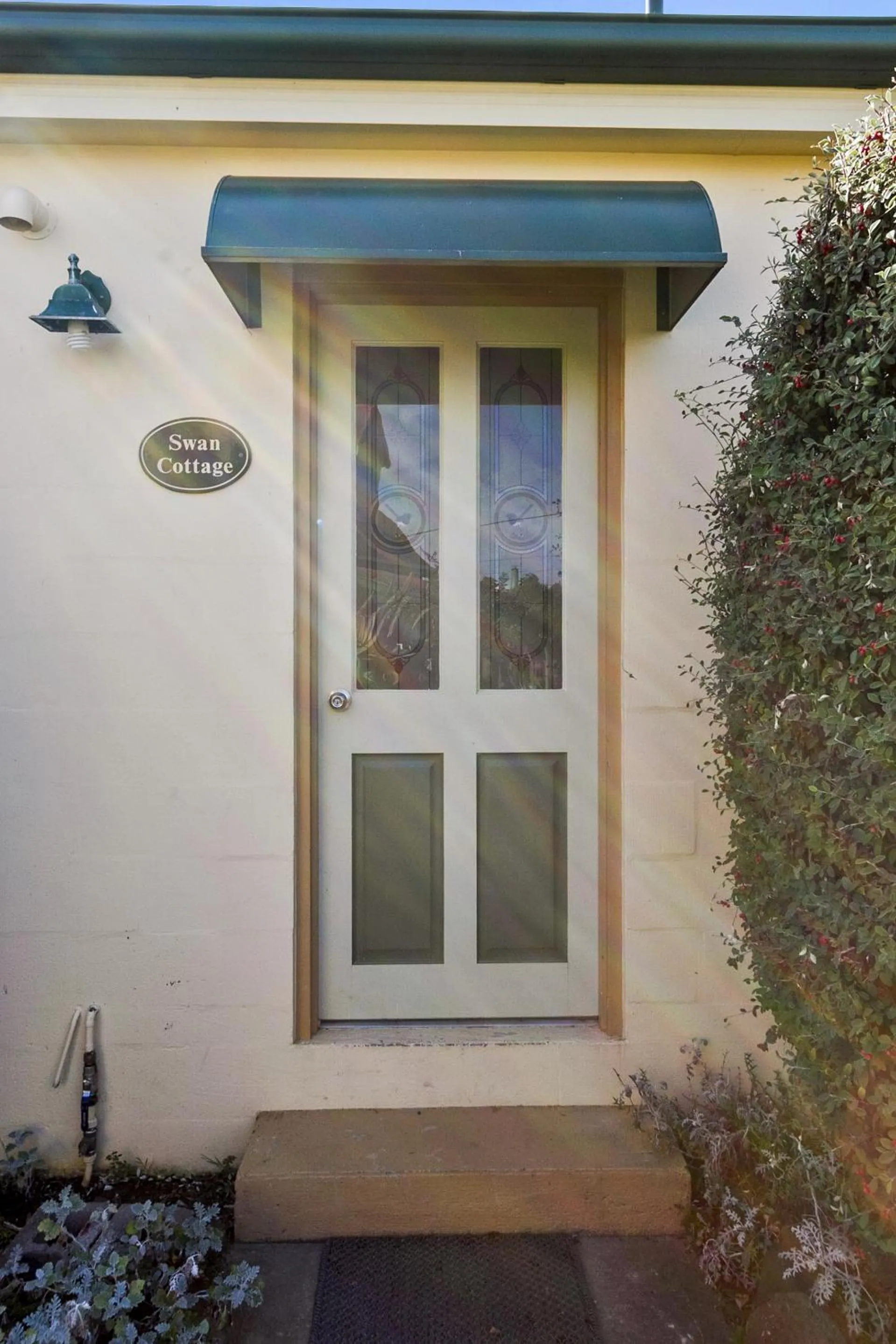 Decorative detail in Swansea Cottages & Lodge Suites