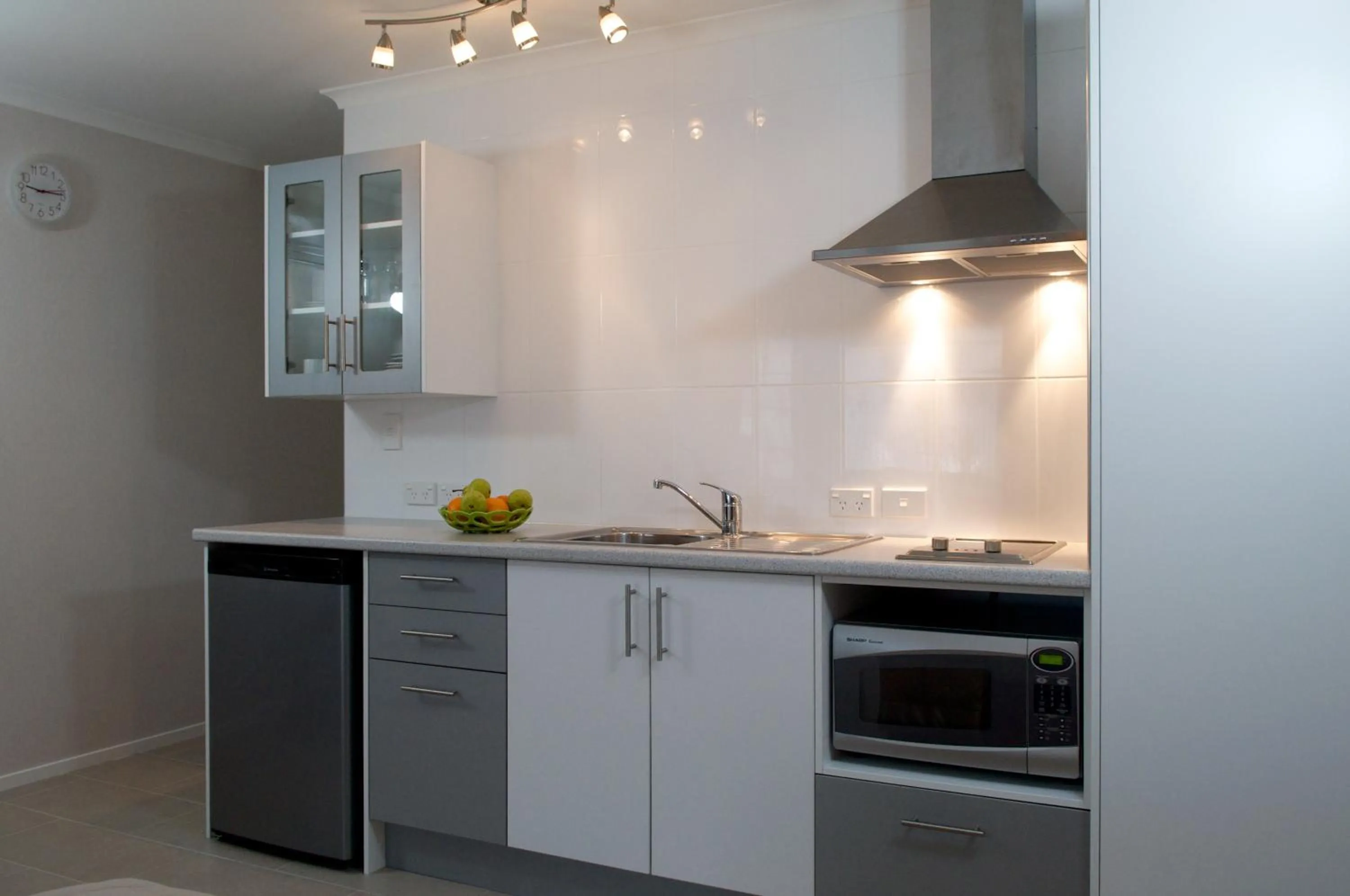 Kitchen or kitchenette in Bucket Tree Lodge