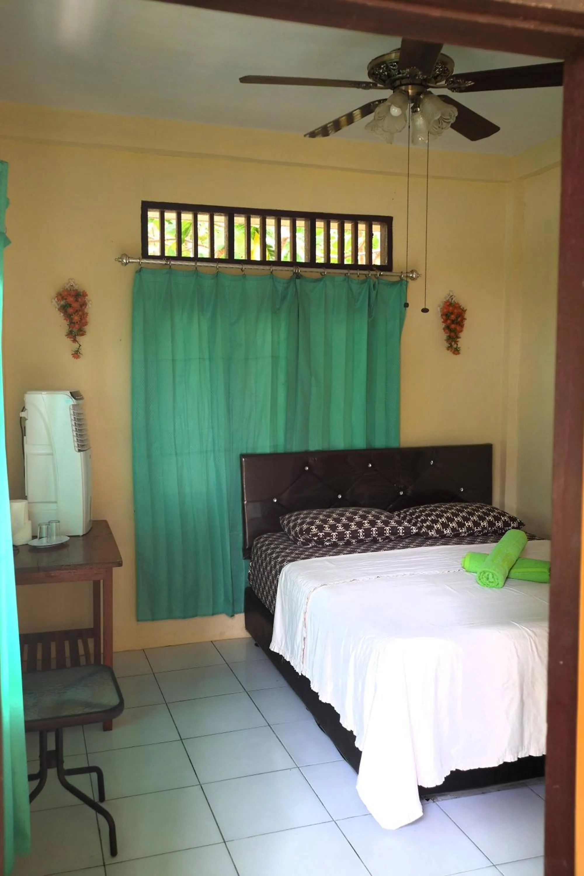 Bed in Bunaken Sea Garden Resort