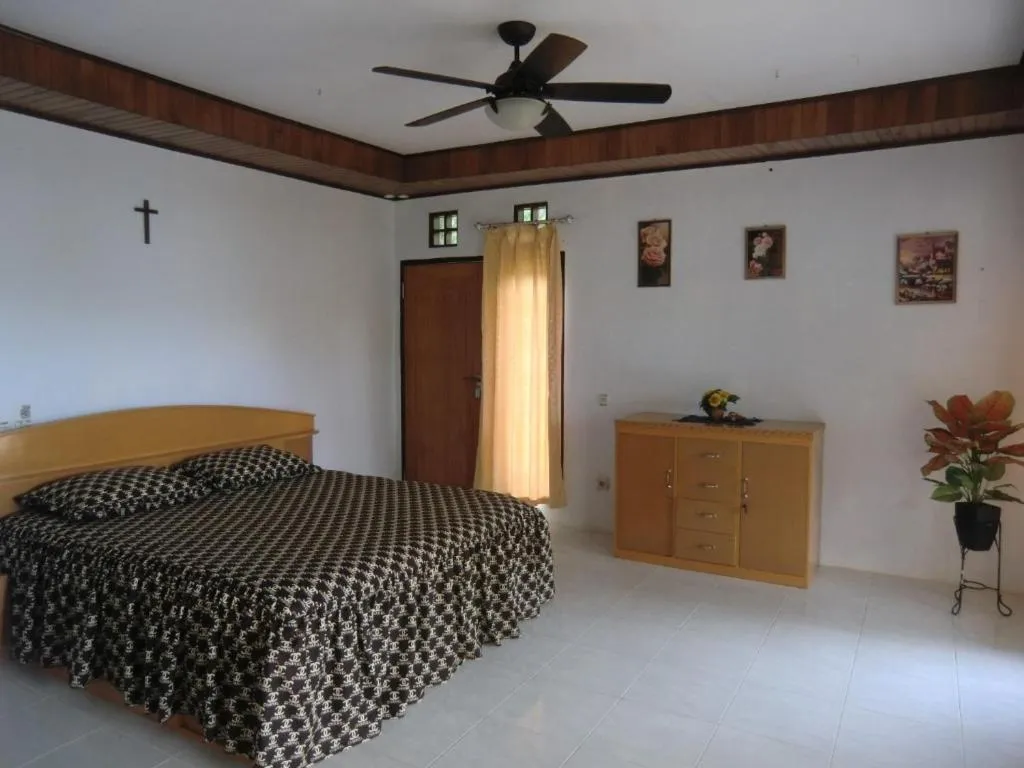 Bed in Bunaken Sea Garden Resort