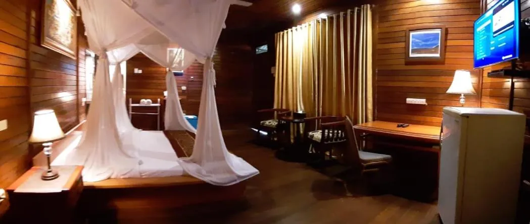 Bed in Highland Resort & Nature Tours