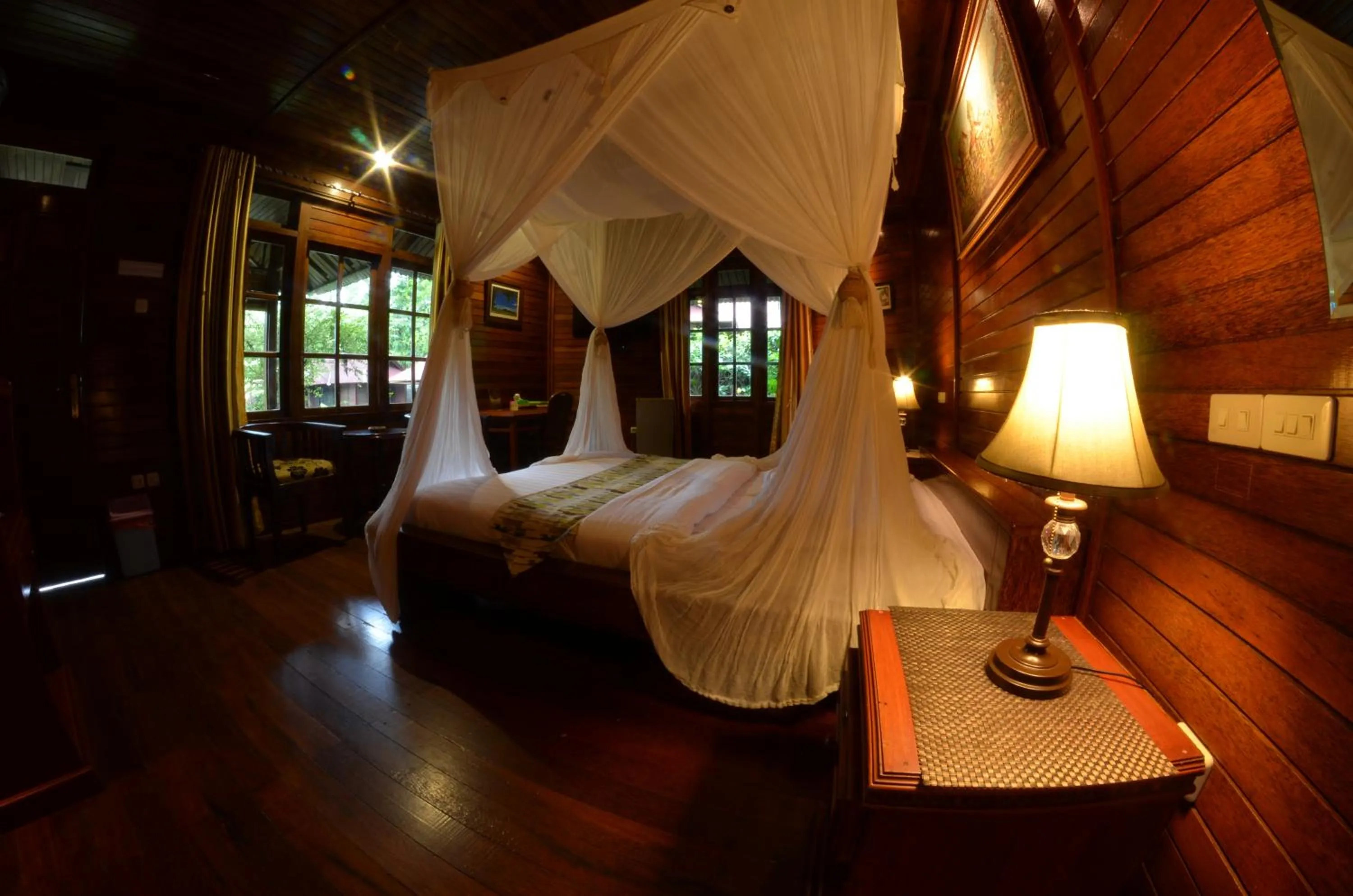 Bed in Highland Resort & Nature Tours