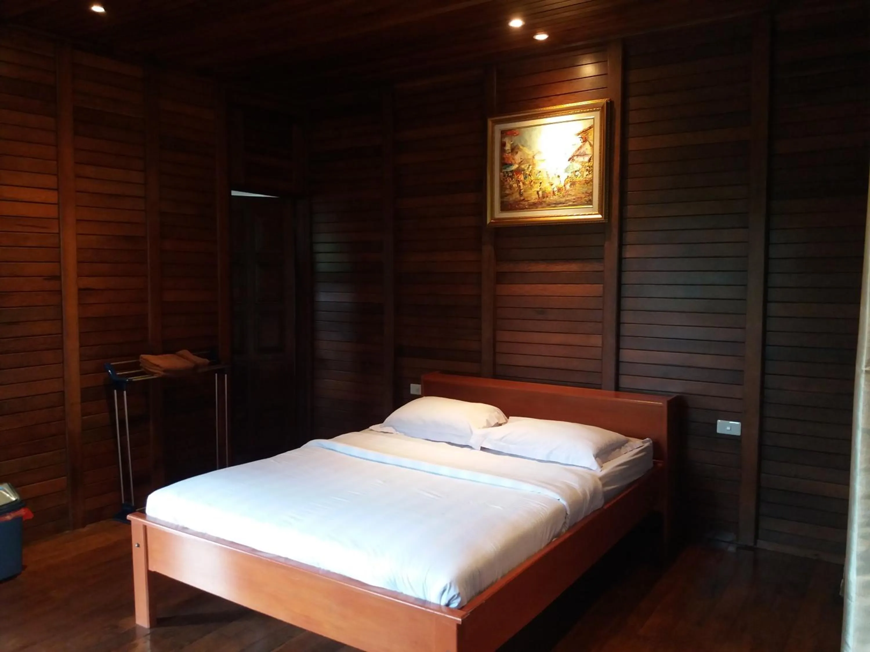 Bed in Highland Resort & Nature Tours