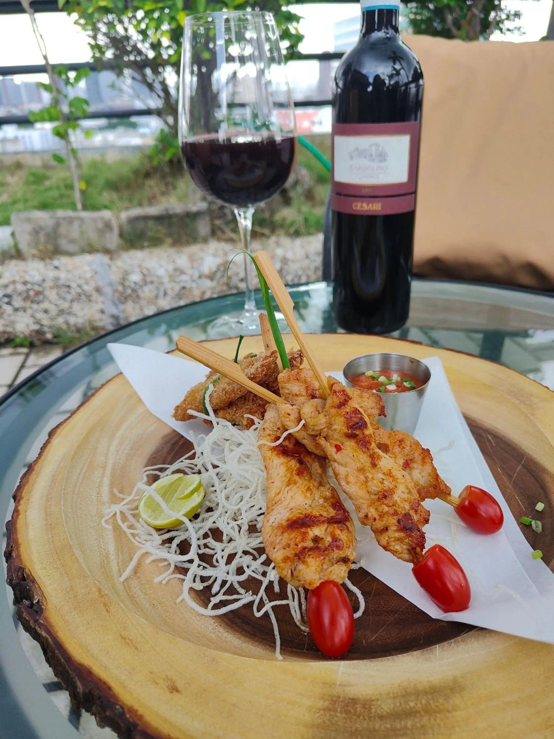 Food and drinks in Bangkok Inter Place