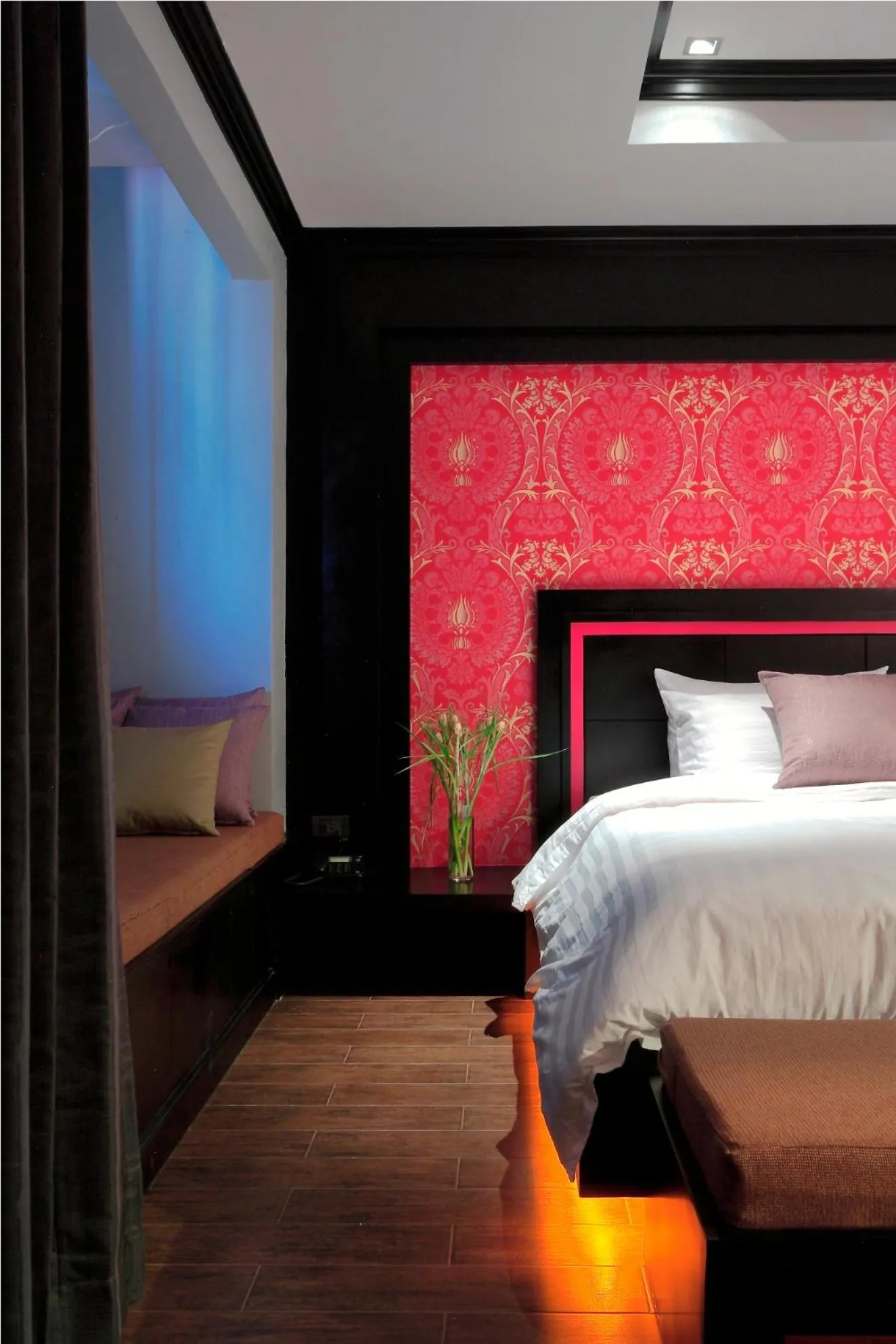 Bedroom, Bed in Bangkok Inter Place