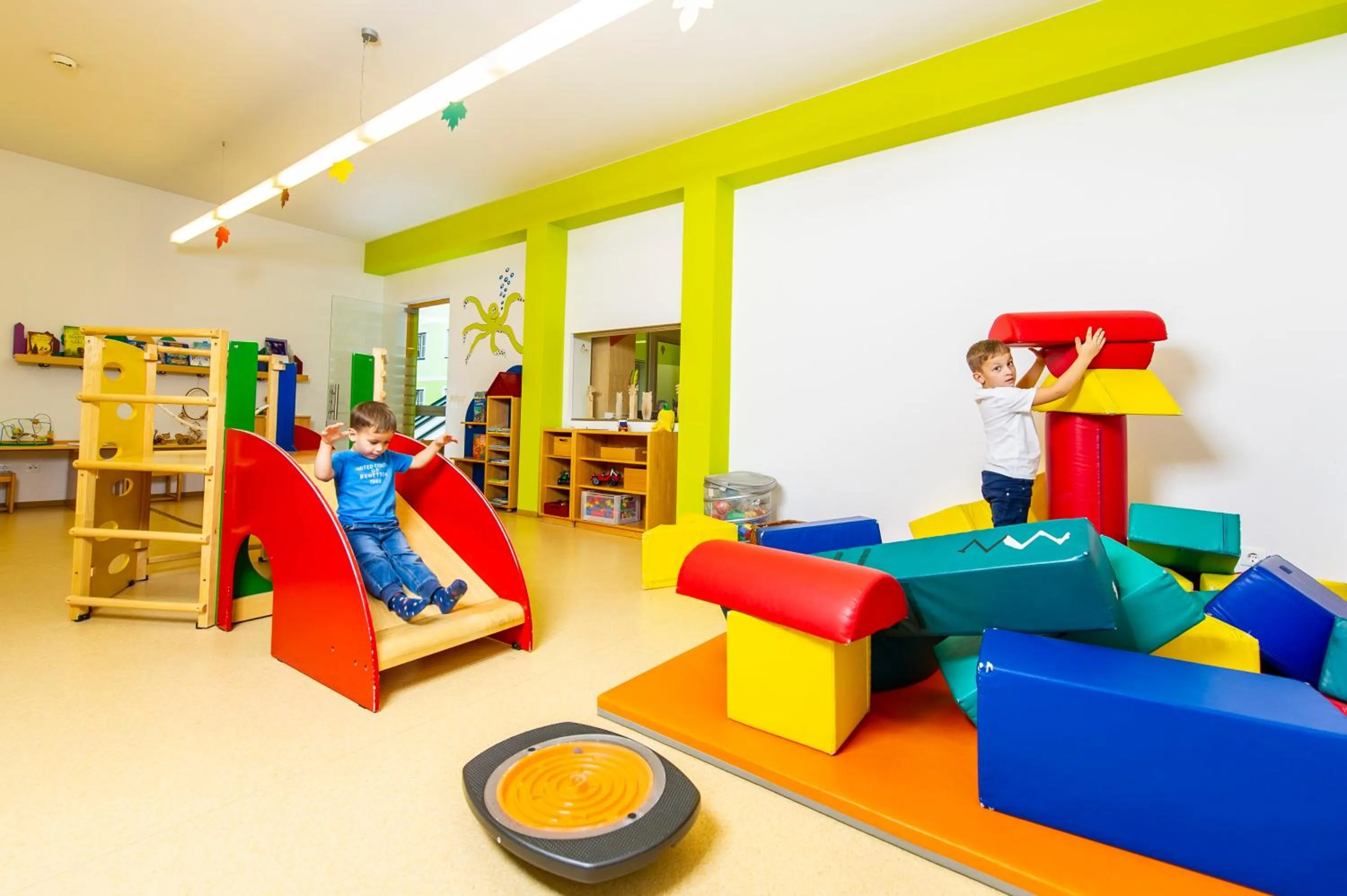 People in Hotel Xylophon - inklusive Thermeneintritte