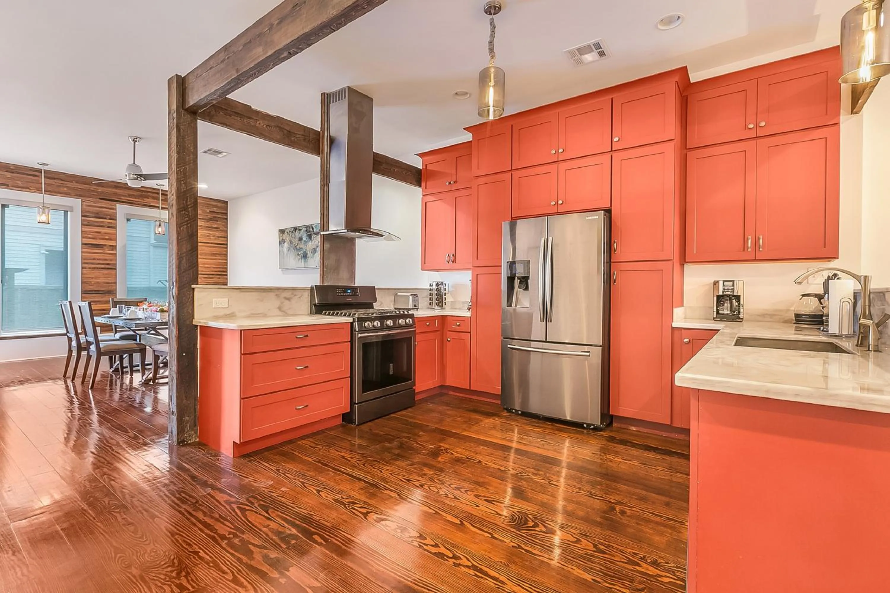 Kitchen or kitchenette in Spacious Loft-Style 3BR Townhouse by Hosteeva