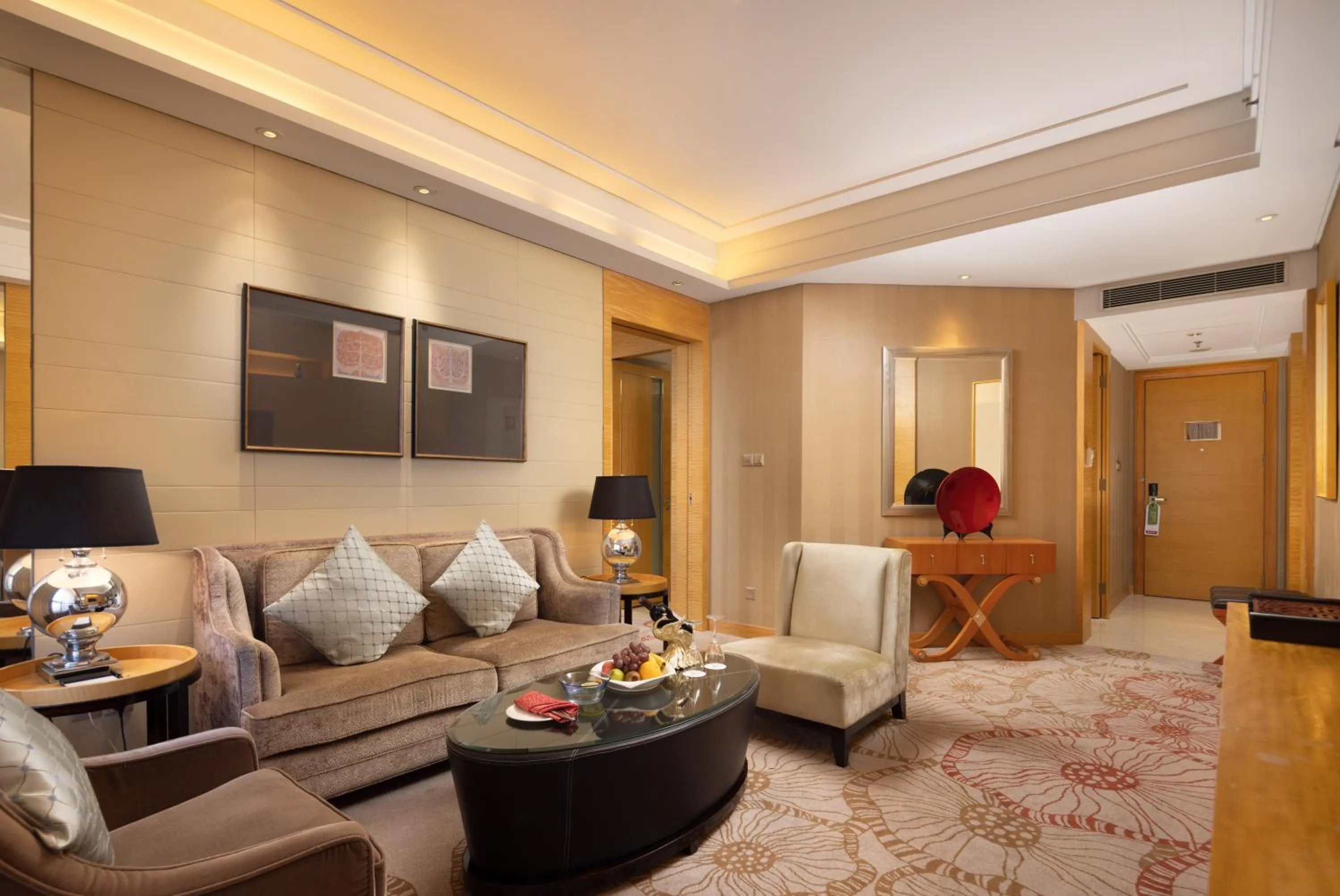 Living room in Shenzhen Baolilai International Hotel (Baoan, Fuyong)