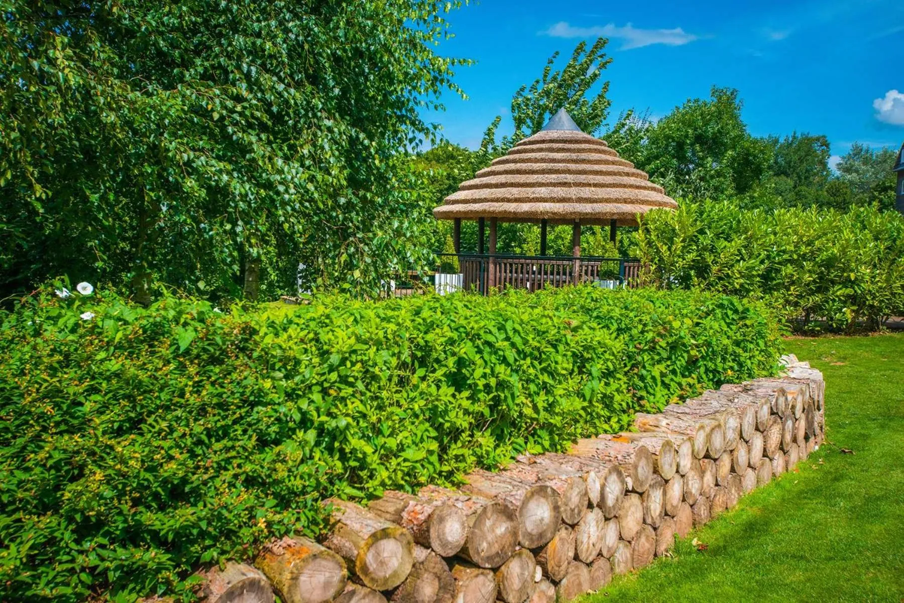 Property building in DoubleTree by Hilton Bristol South - Cadbury House