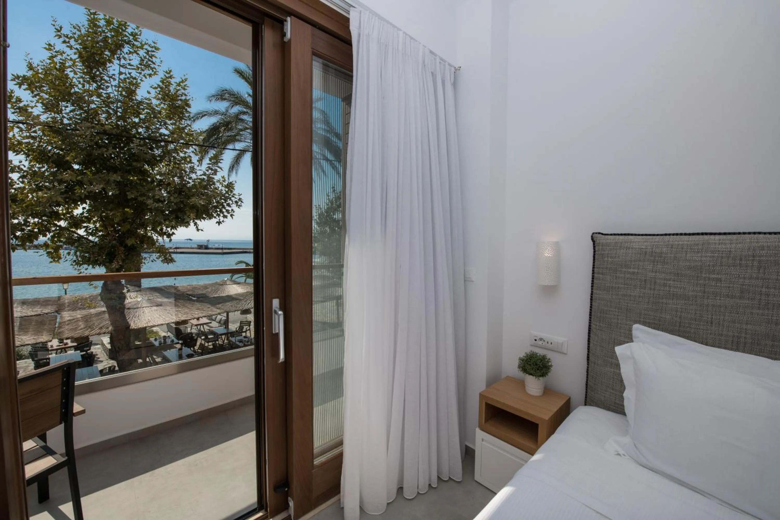 Sea view, Bed in Natura Luxury Boutique Hotel Skopelos
