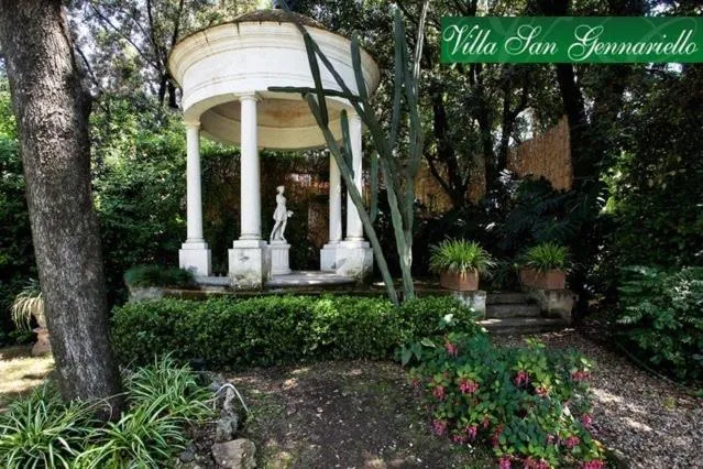 Garden in B&B Villa San Gennariello