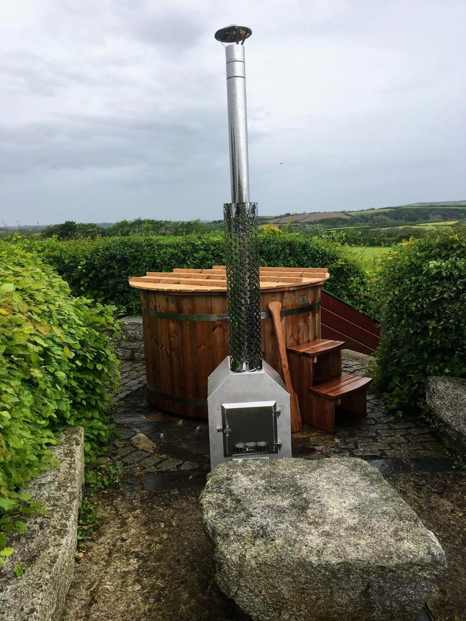 Hot Tub in Brookfields
