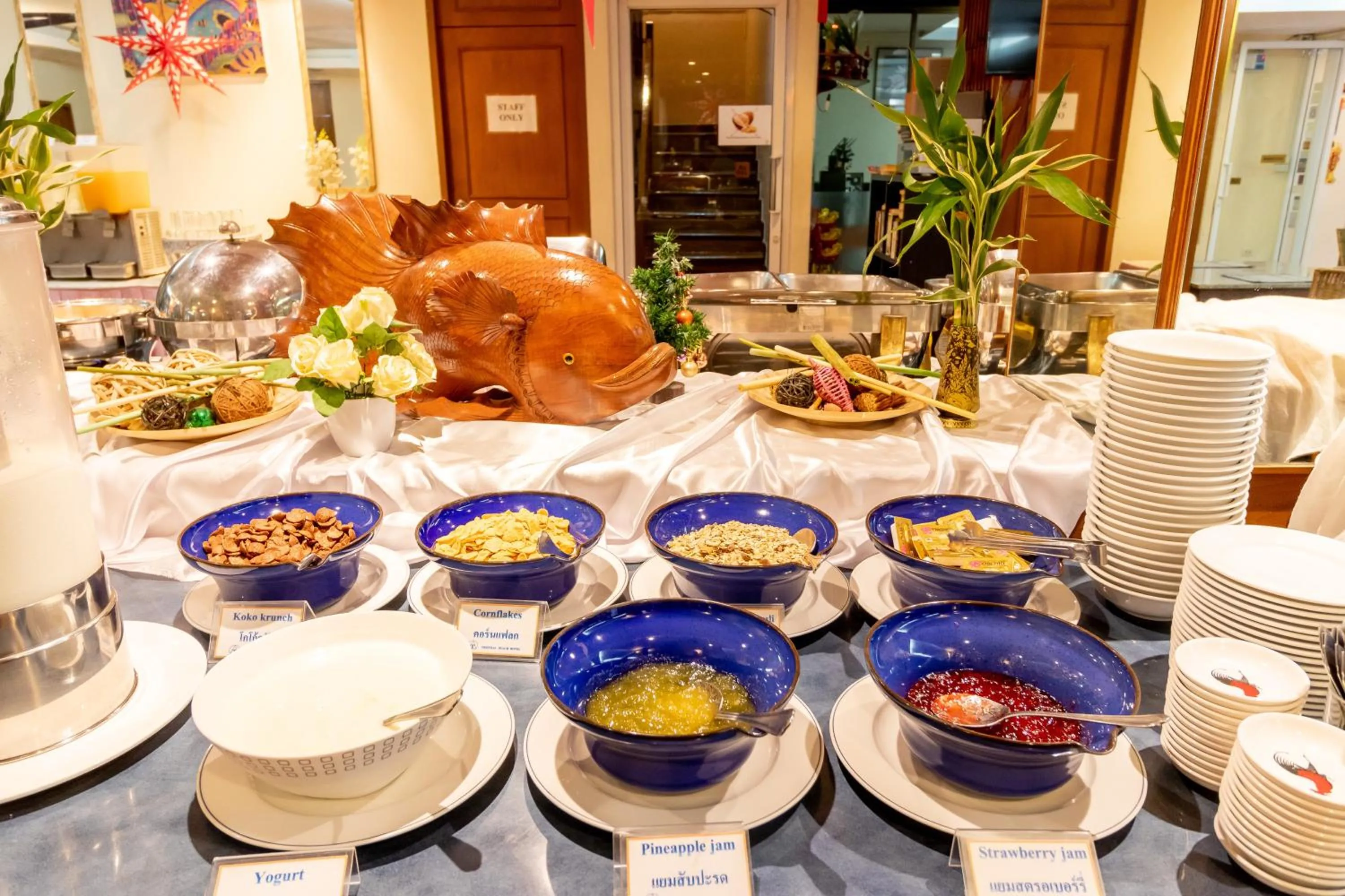 Breakfast in Thipurai Annex Hotel