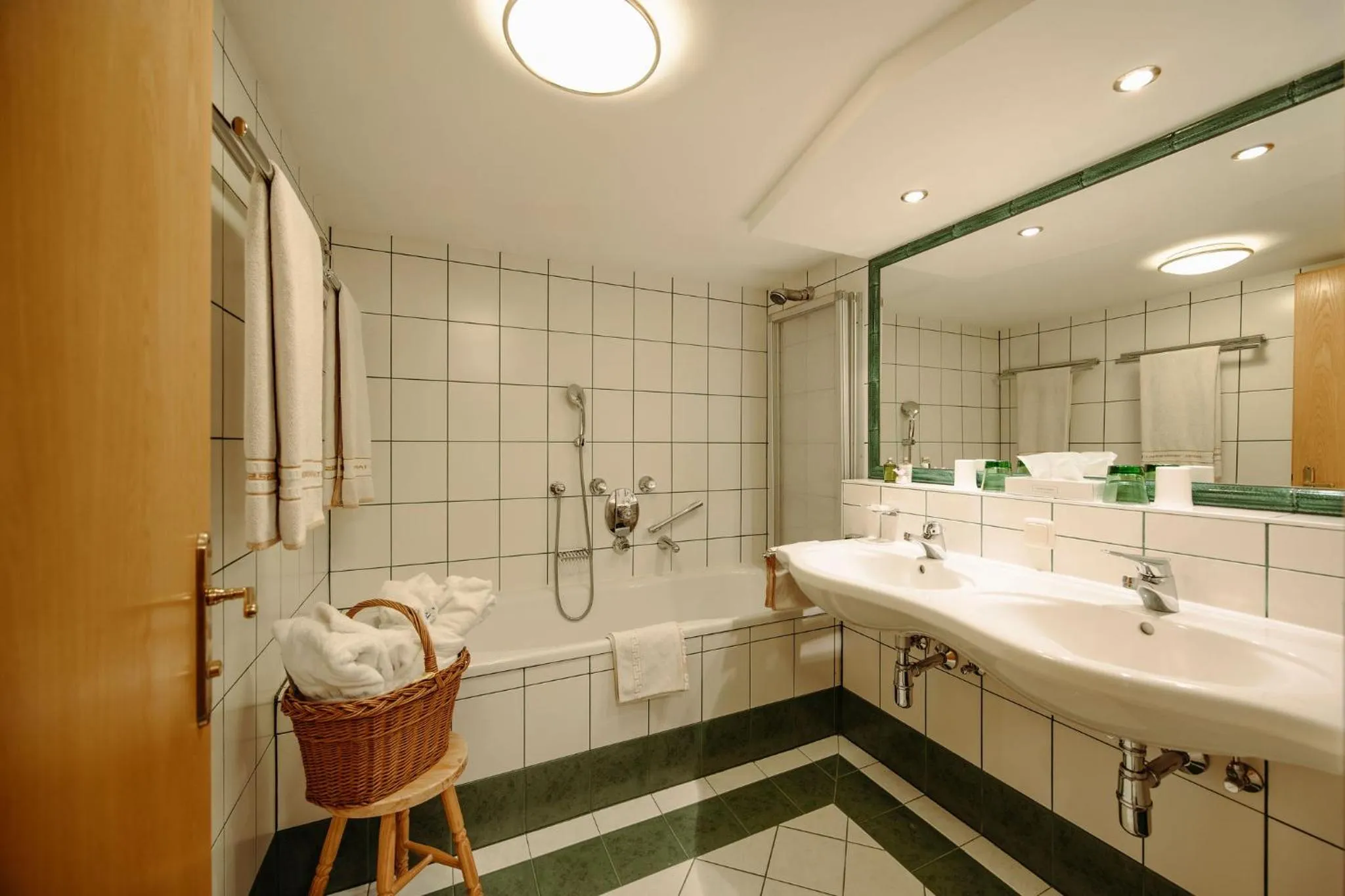 Bathroom in Hotel Bergheimat