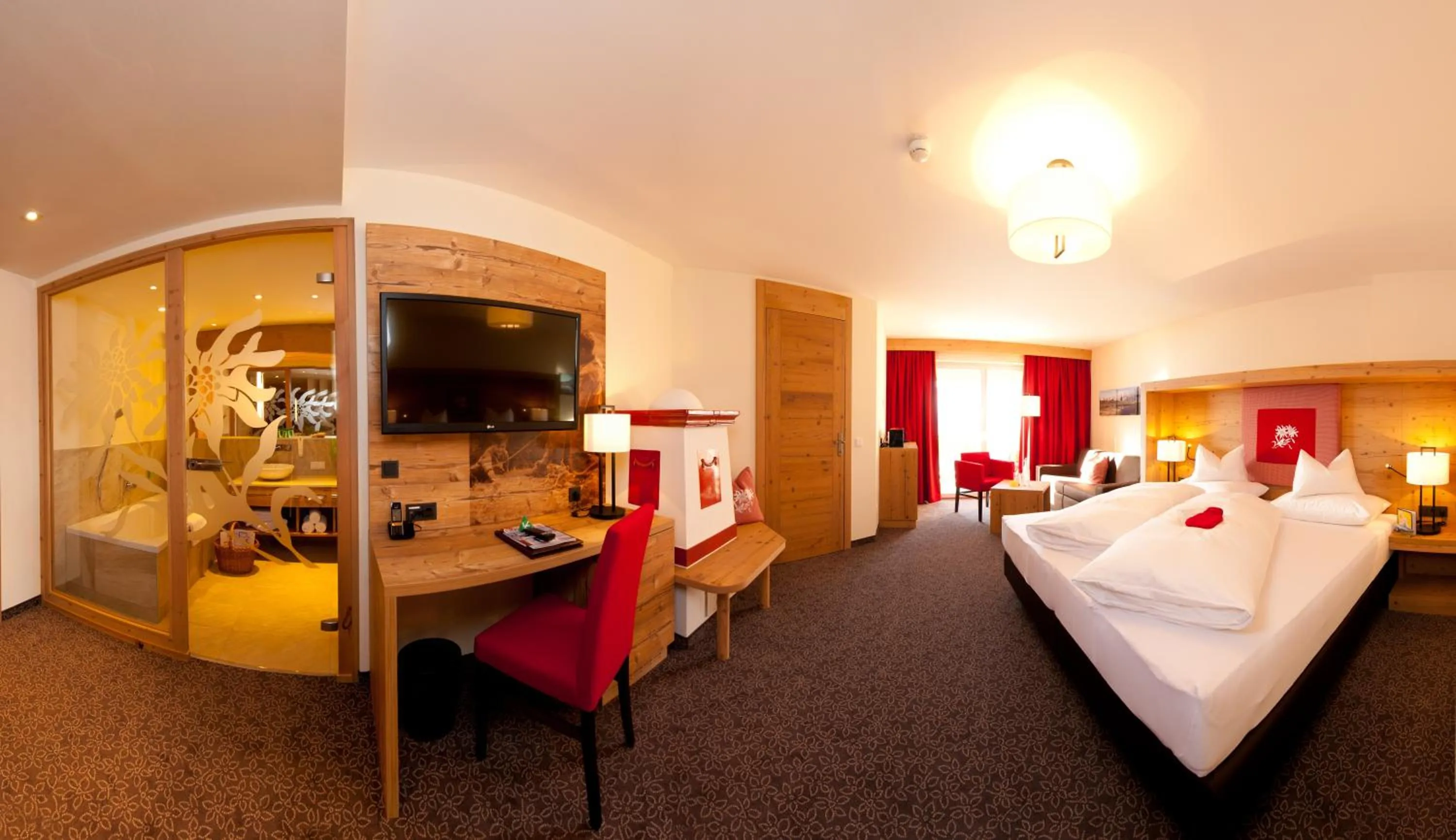 Photo of the whole room, Bed in Hotel Bergheimat