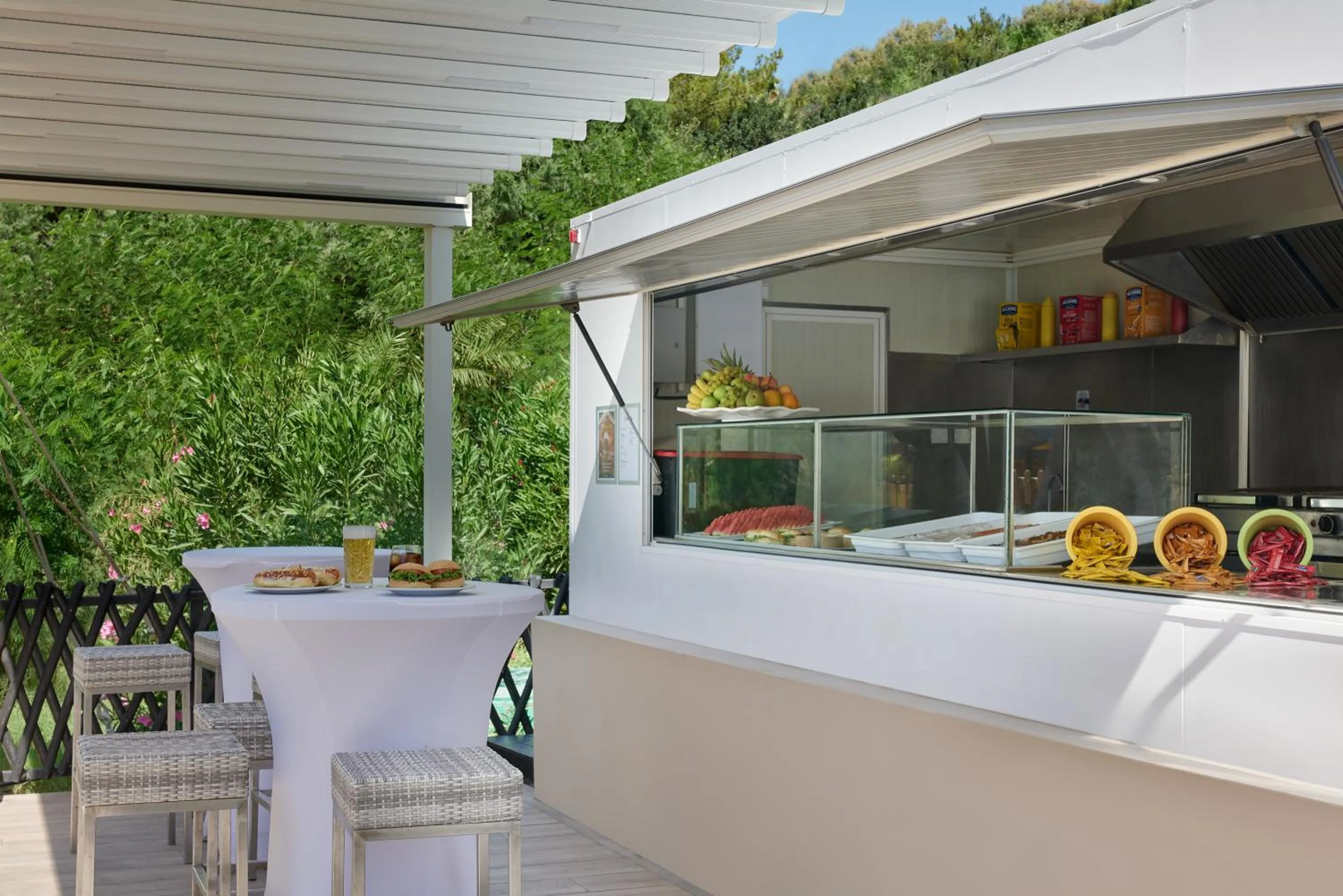 Food and drinks in Atlantica Mikri Poli Crete