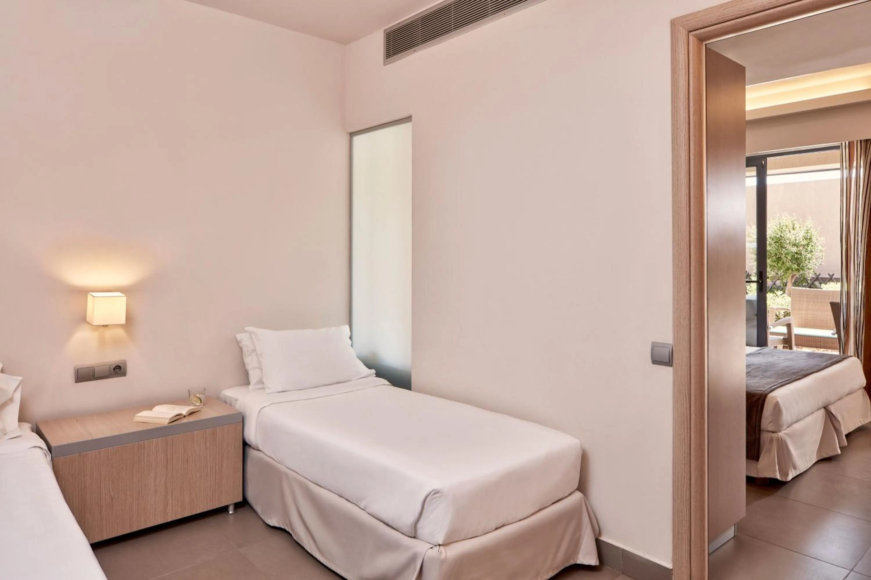 Bedroom, Bed in Atlantica Mikri Poli Crete