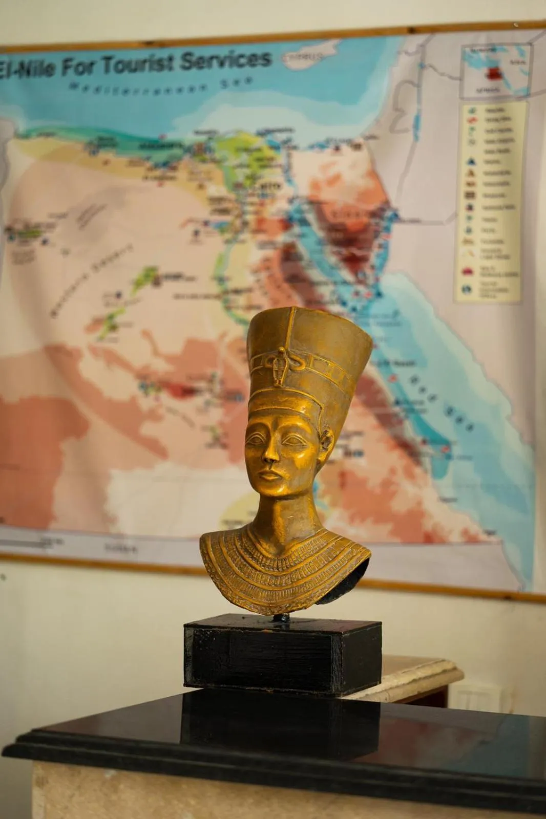 Restaurant/places to eat in El Mesala Hotel