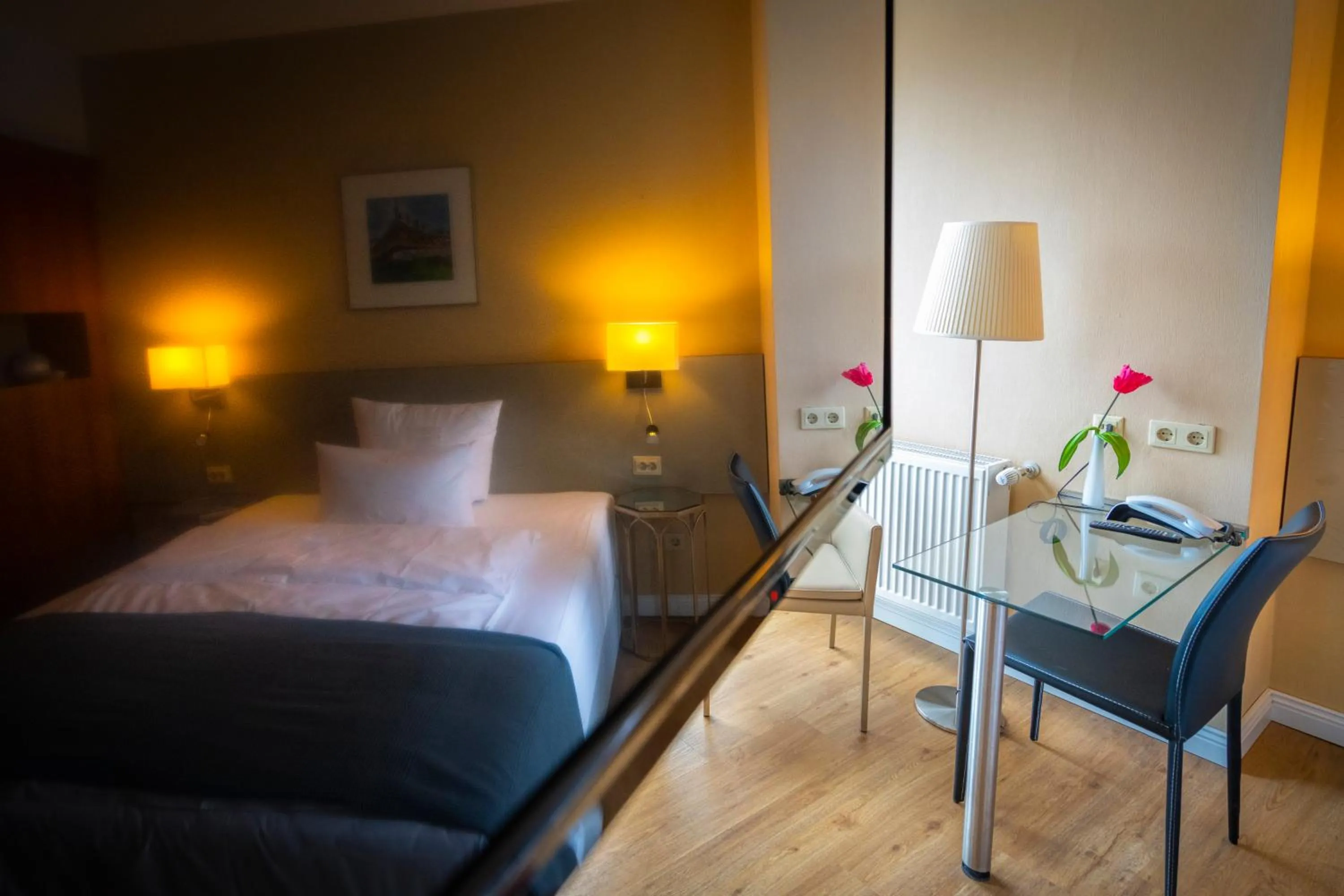 TV and multimedia, Bed in Hotel Kleiner Riesen