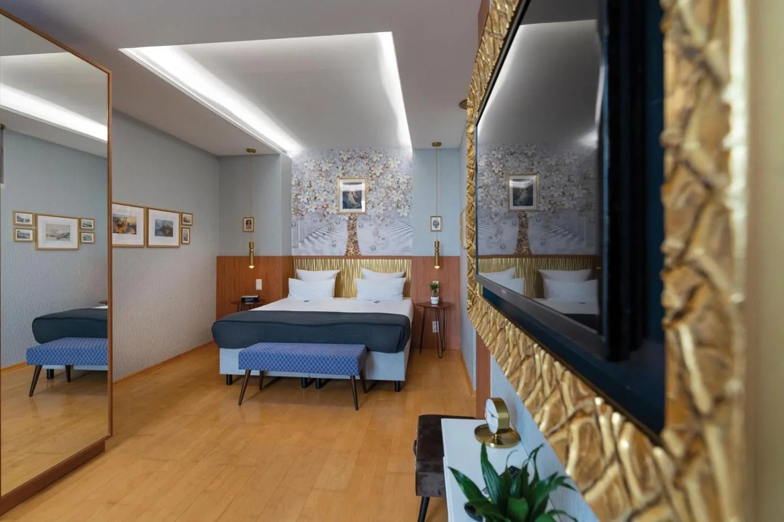 TV and multimedia in Hotel Kleiner Riesen