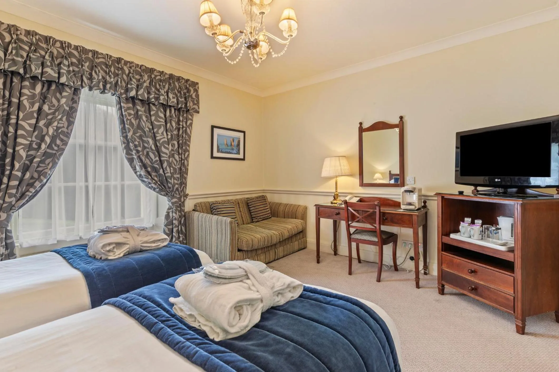 Bed in Best Western Lamphey Court Hotel and Spa