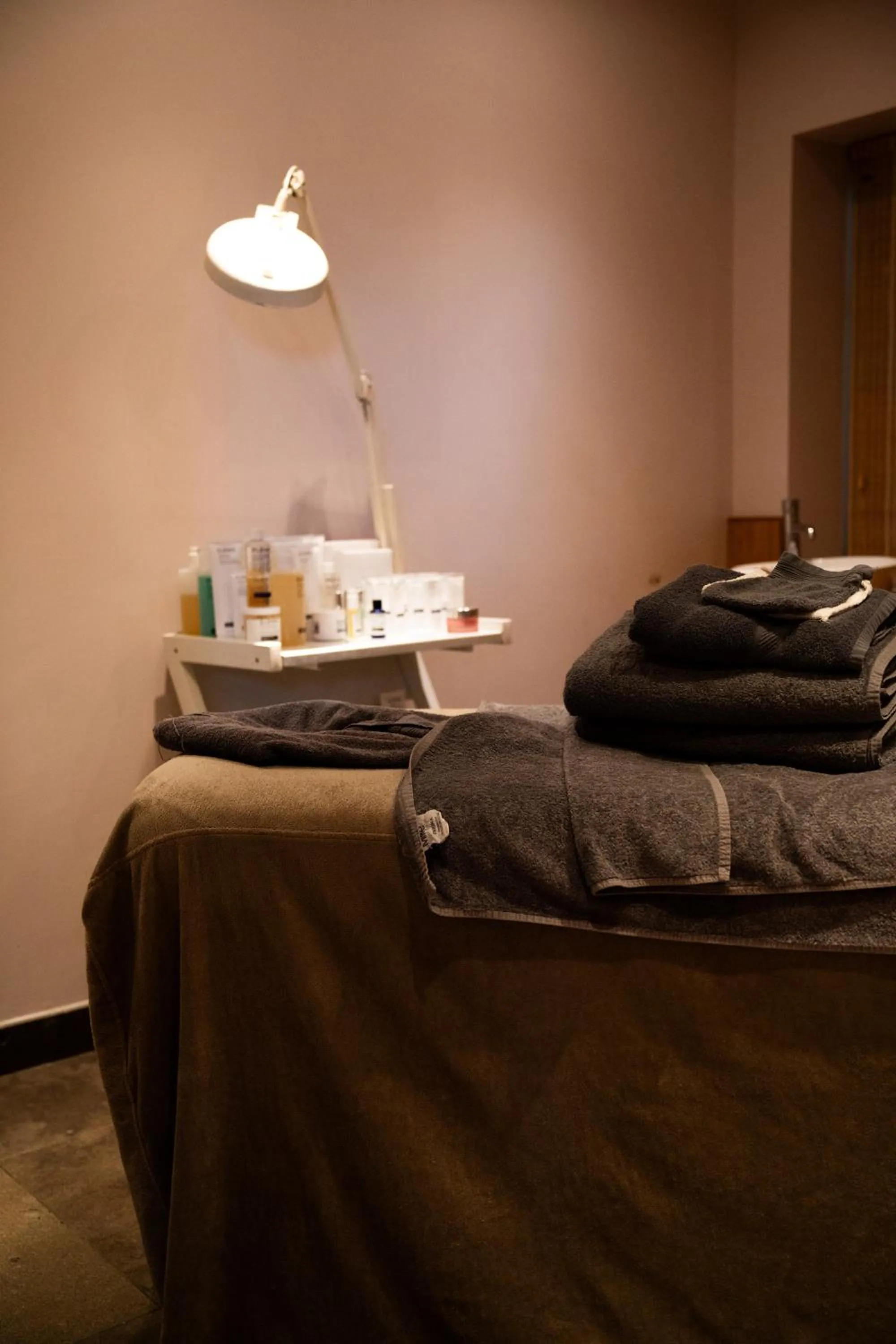 Spa and wellness centre/facilities, Bed in Best Western Lamphey Court Hotel and Spa