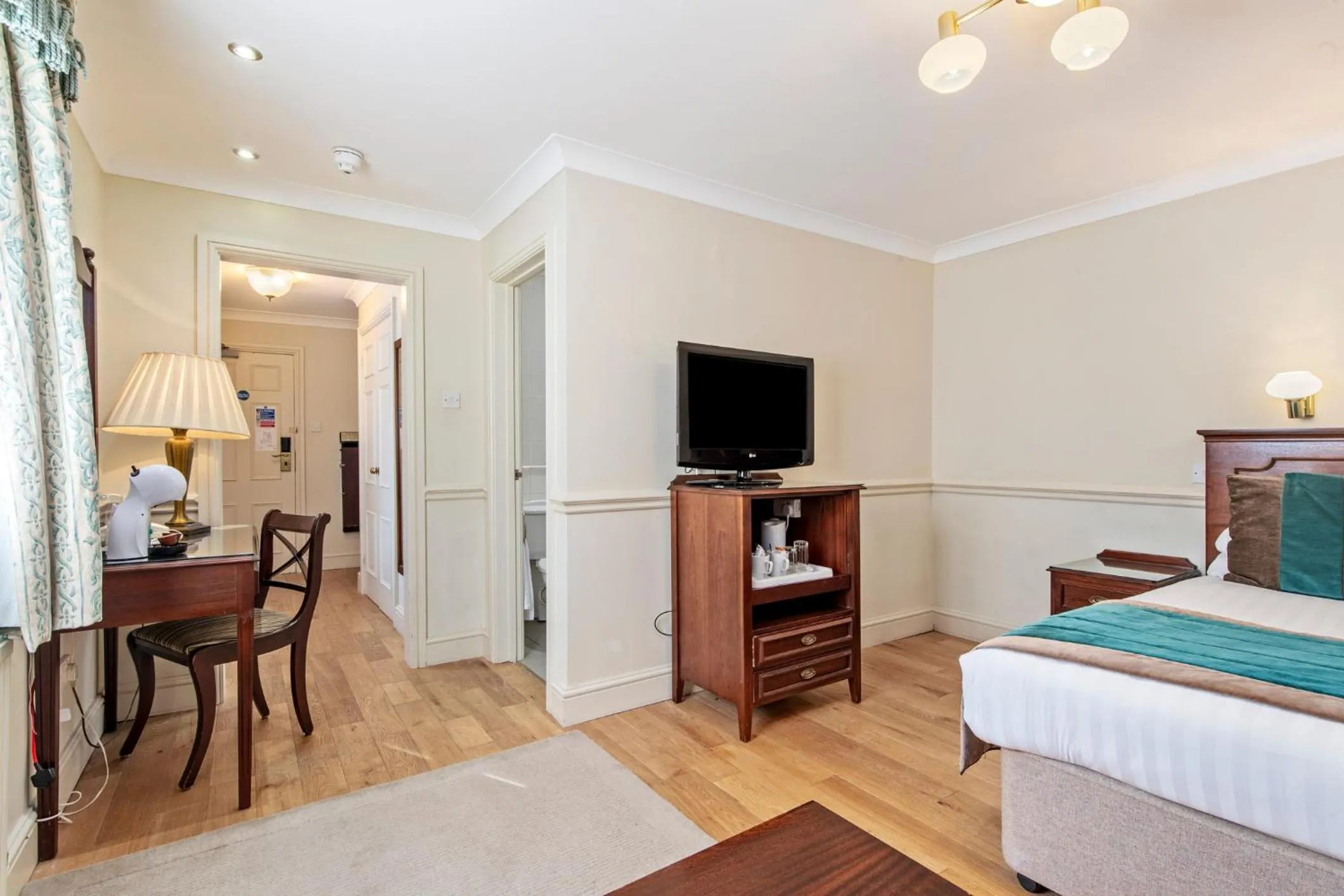 Bed in Best Western Lamphey Court Hotel and Spa