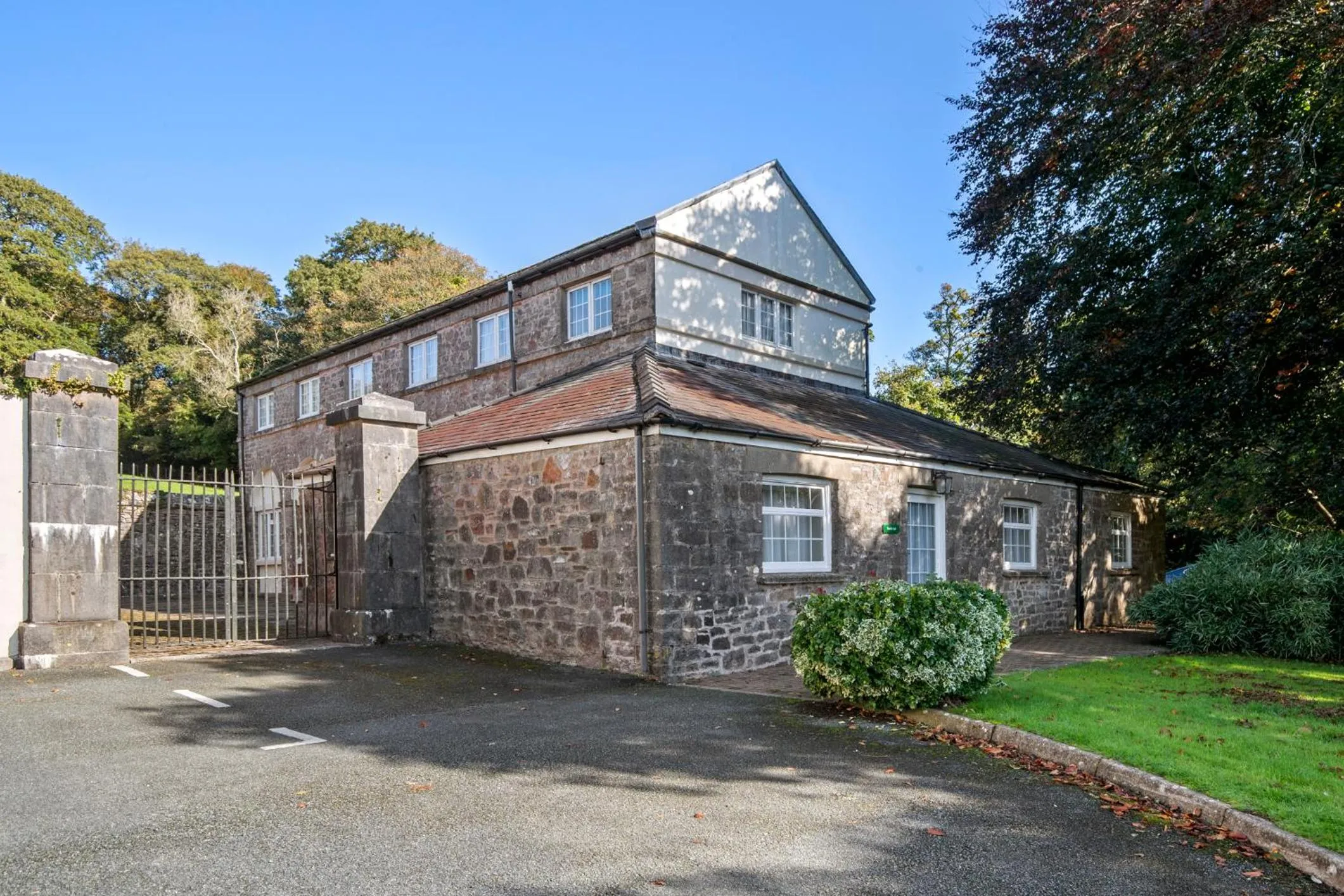 Property building in Best Western Lamphey Court Hotel and Spa