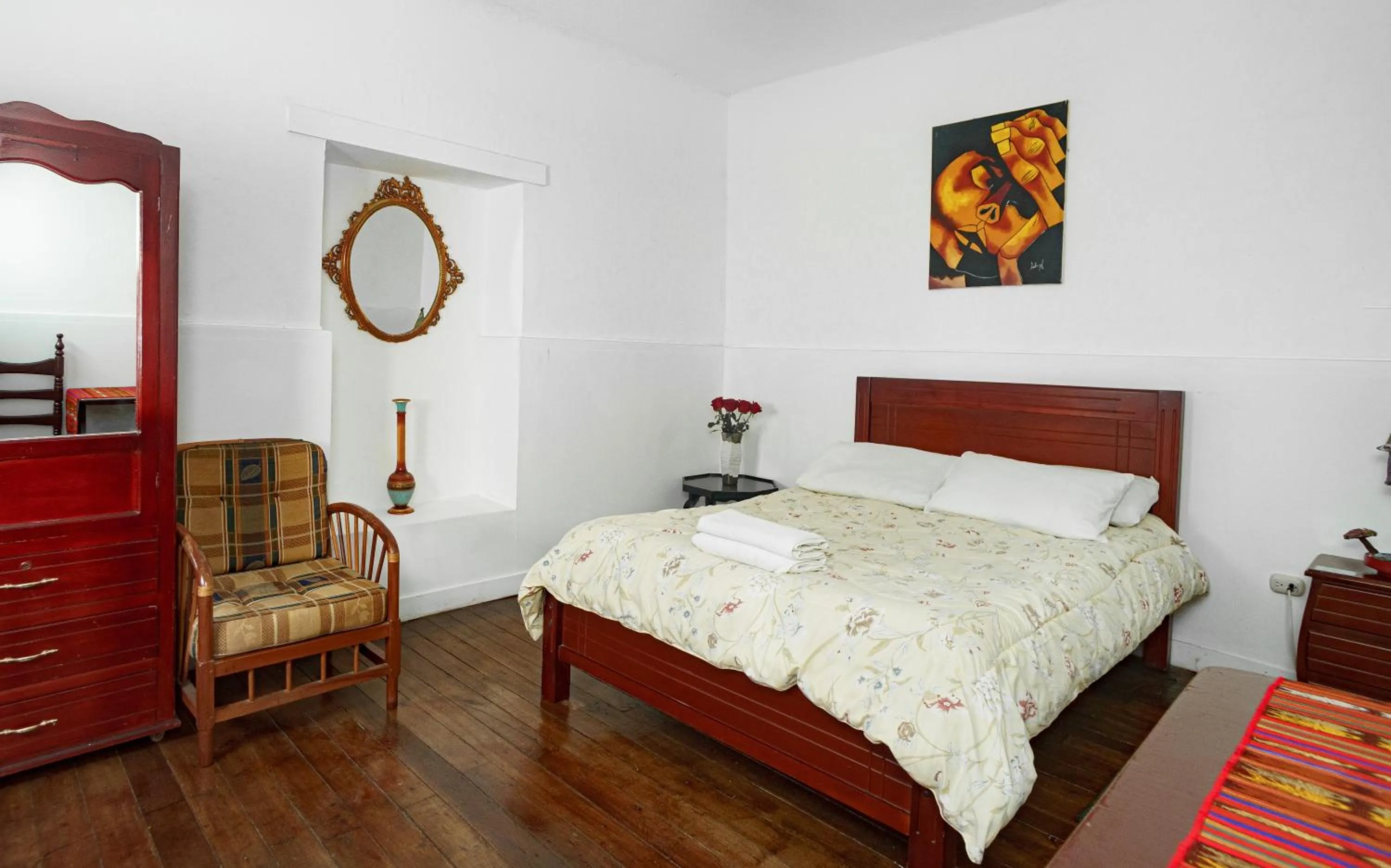 Double Room in Colonial House Inn