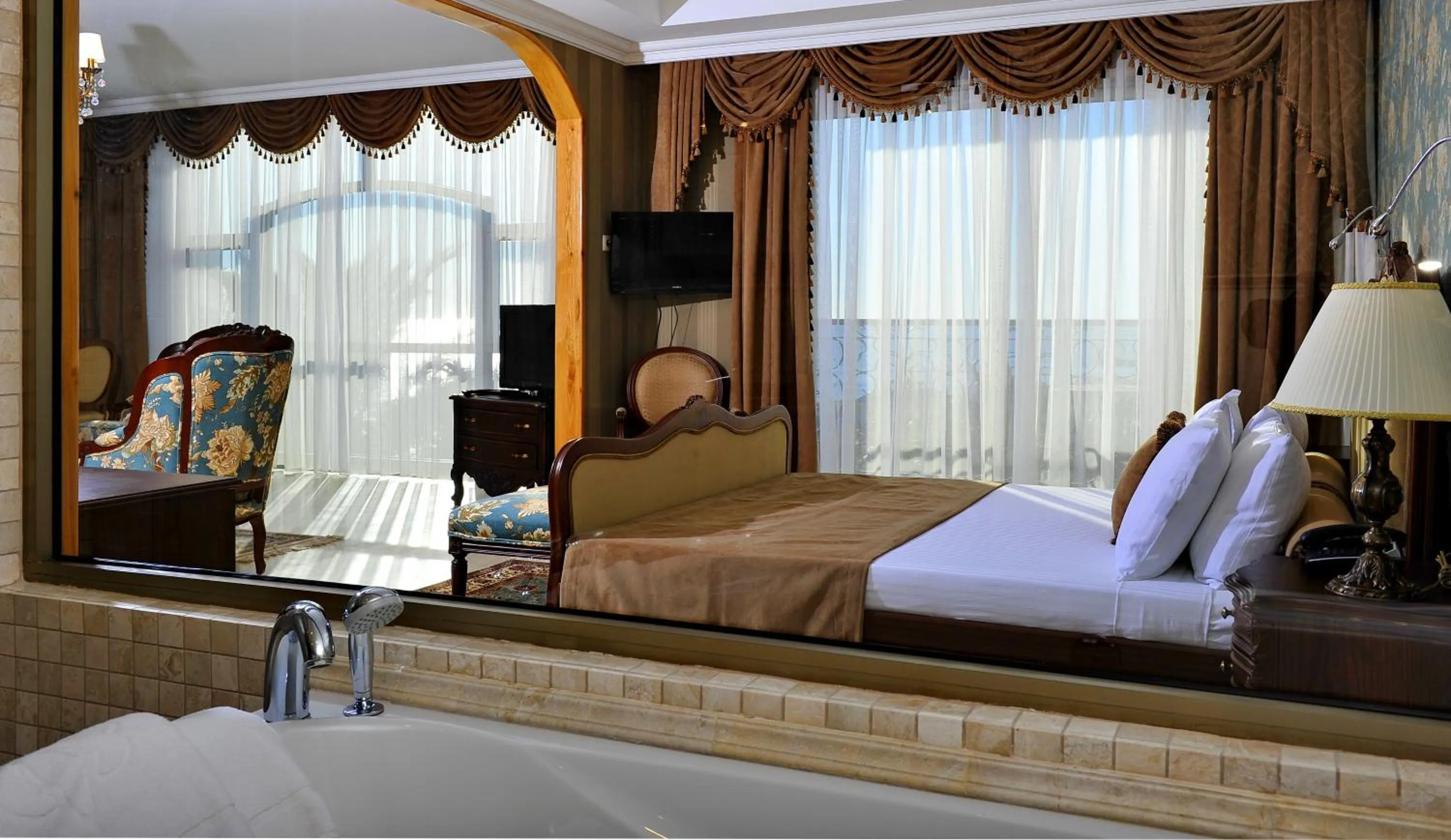 Shower in Villa Augusto Boutique Hotel & SPA