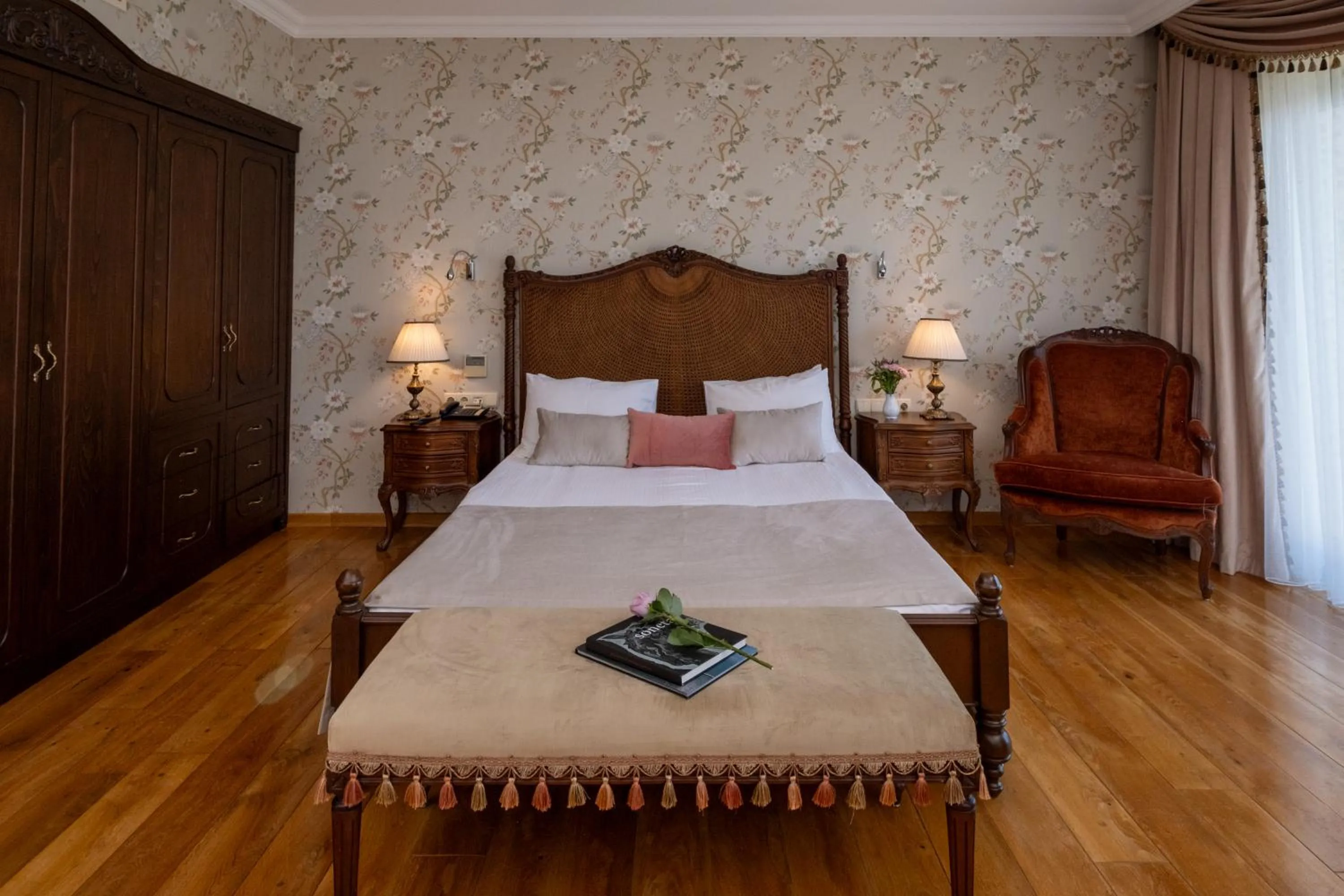 Bed in Villa Augusto Boutique Hotel & SPA