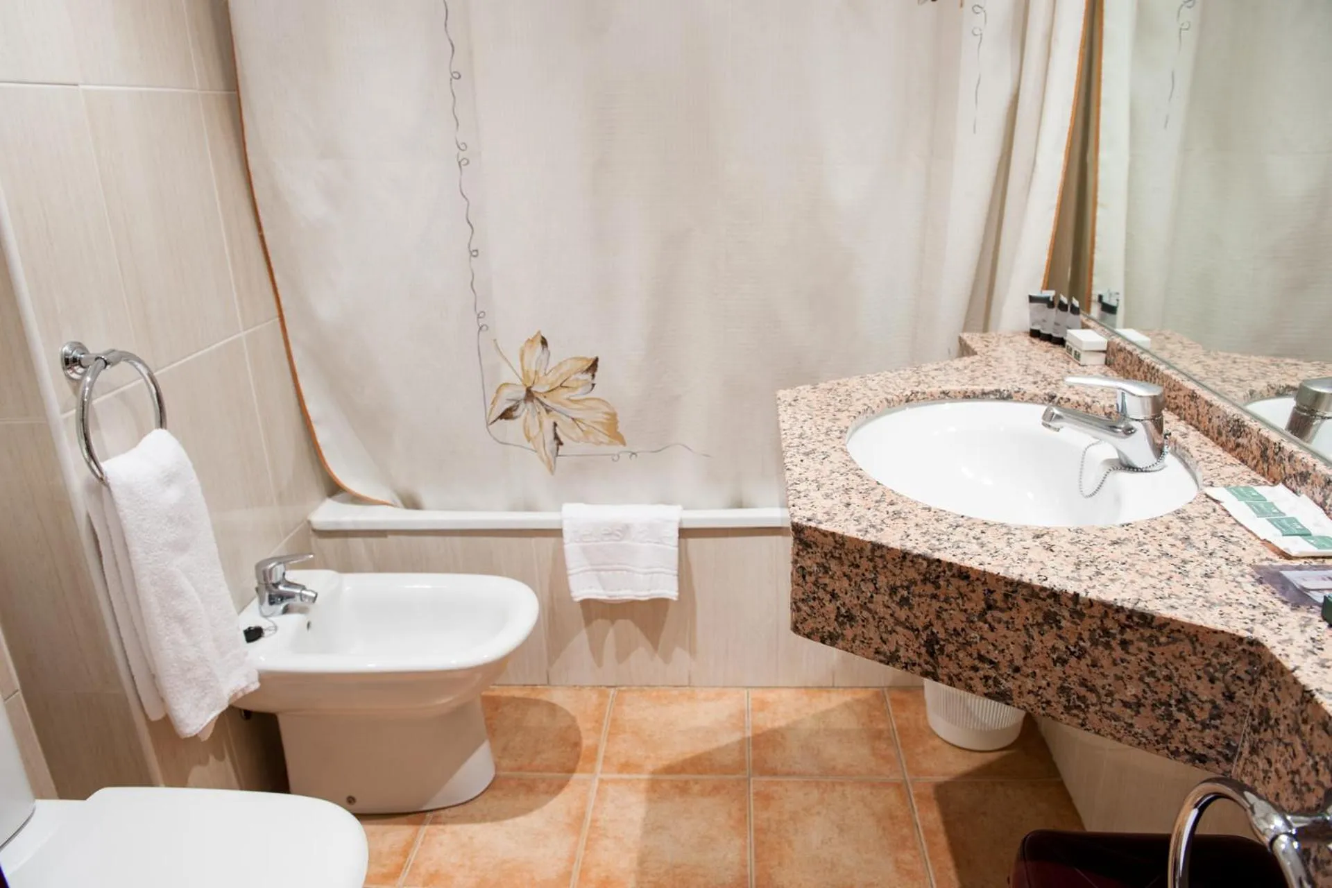 Bathroom in El Pilar