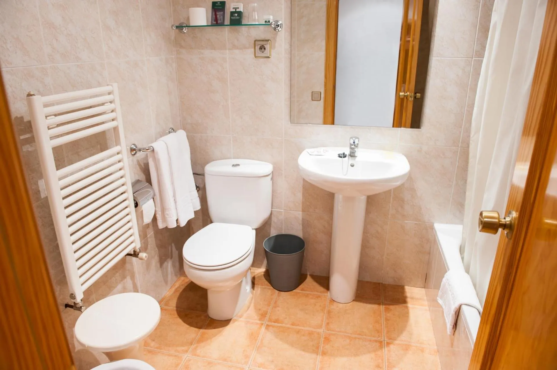 Bathroom in El Pilar