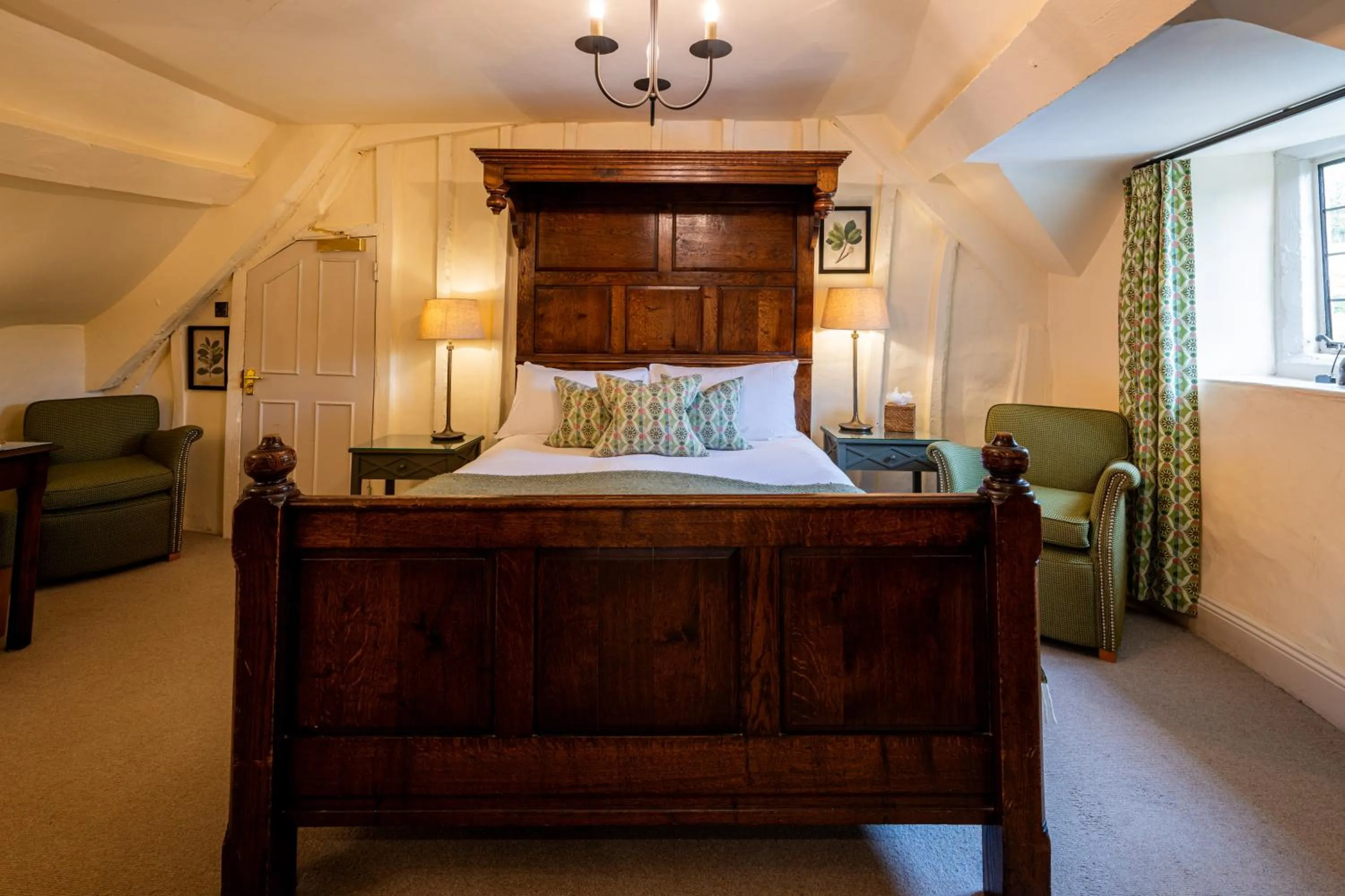 Bed in The Lamb Inn