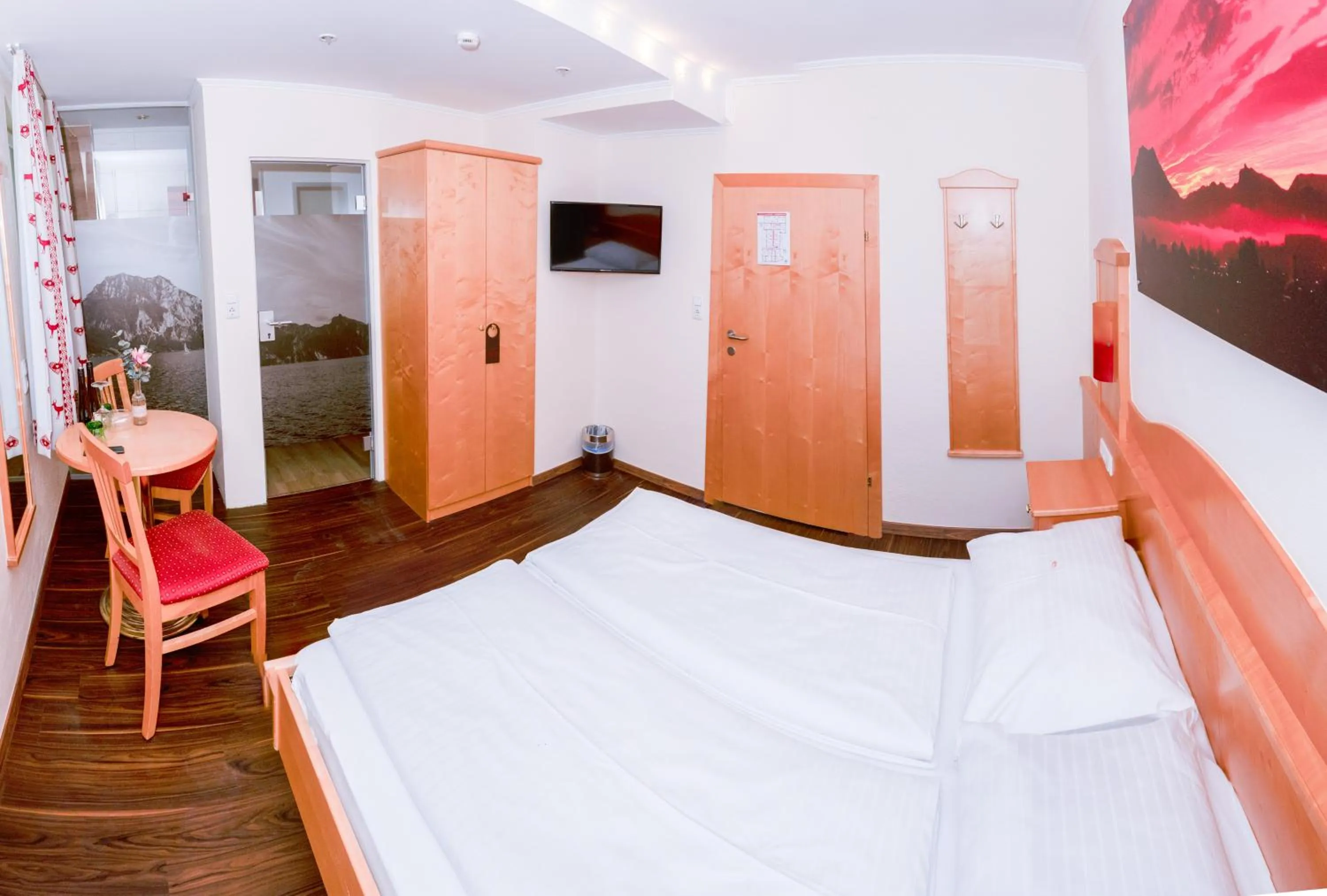 Bed in Panorama Hotel Traunstein