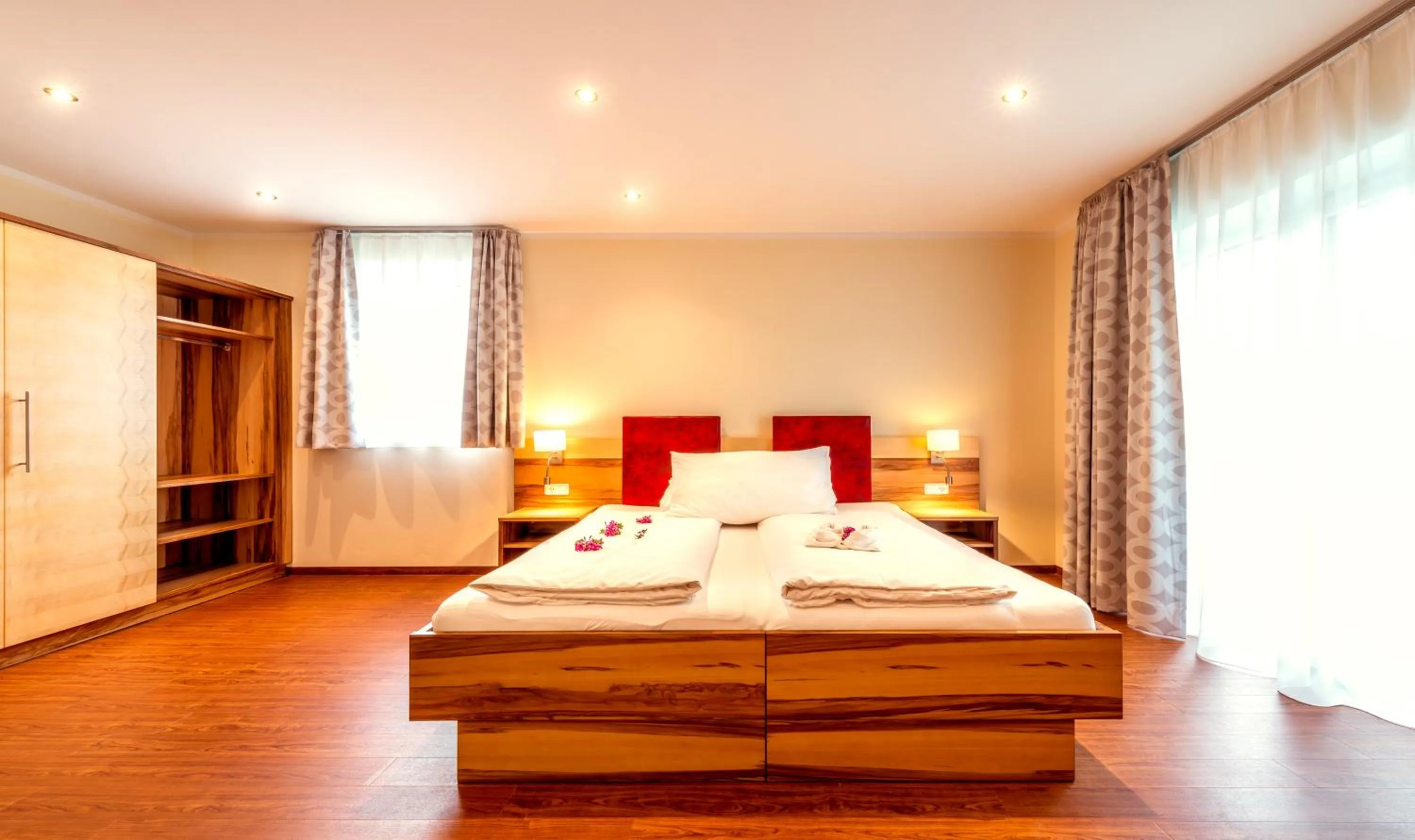 Day, Bed in Panorama Hotel Traunstein