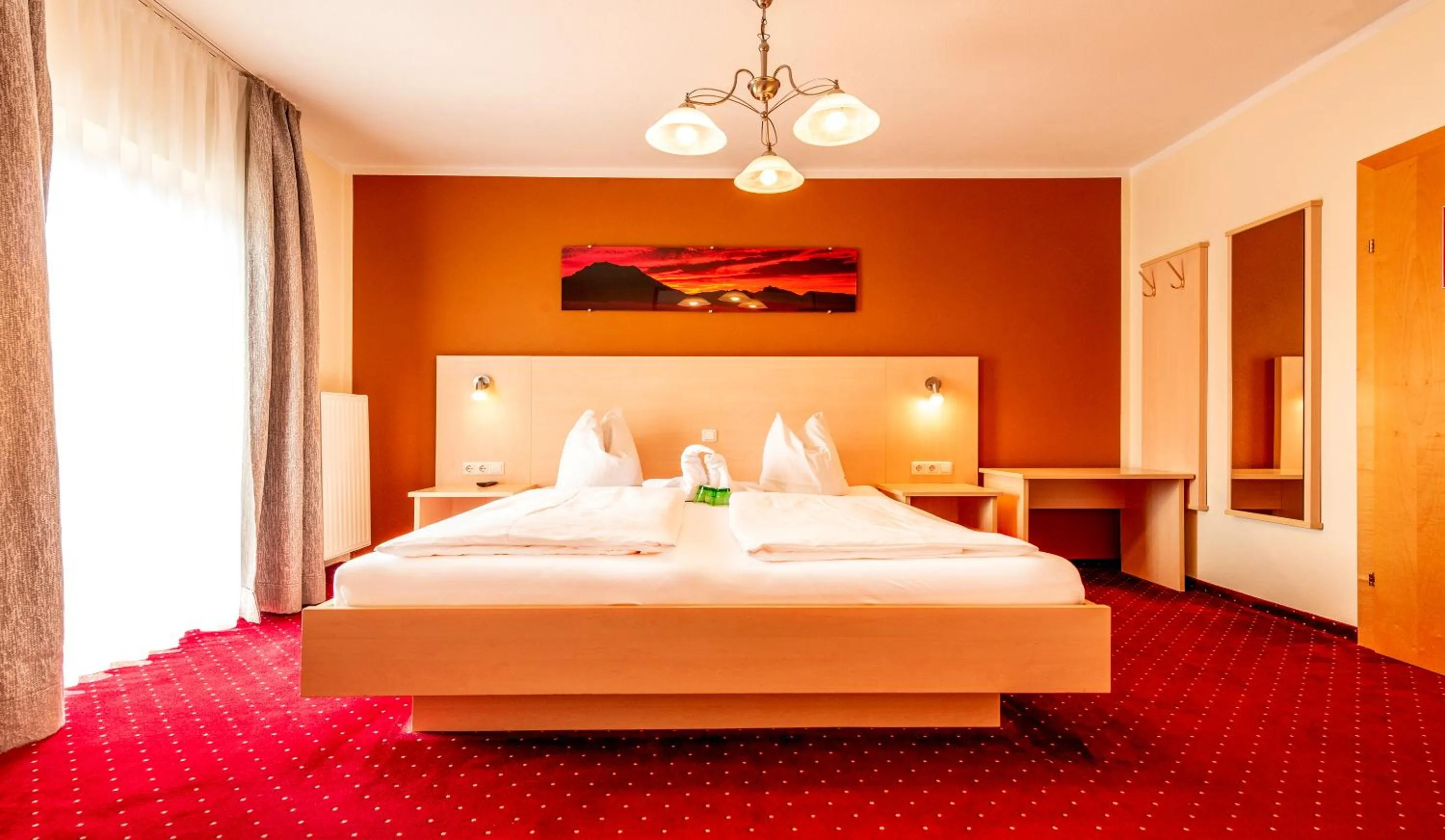 Bed in Panorama Hotel Traunstein