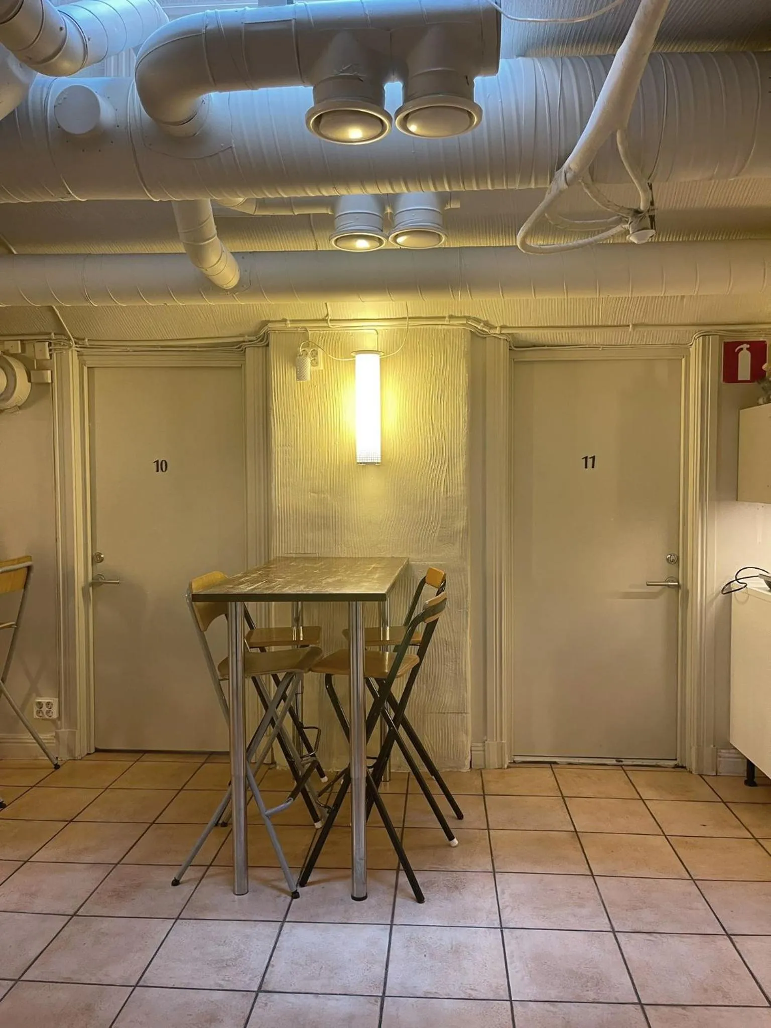 Kitchen or kitchenette in Nomad Cave