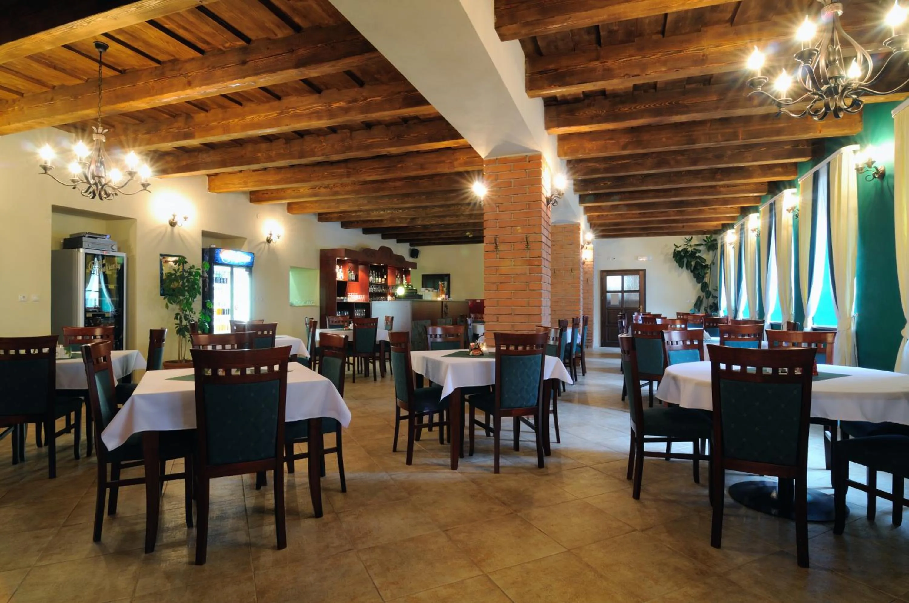 Restaurant/places to eat in Penzión Kachelman