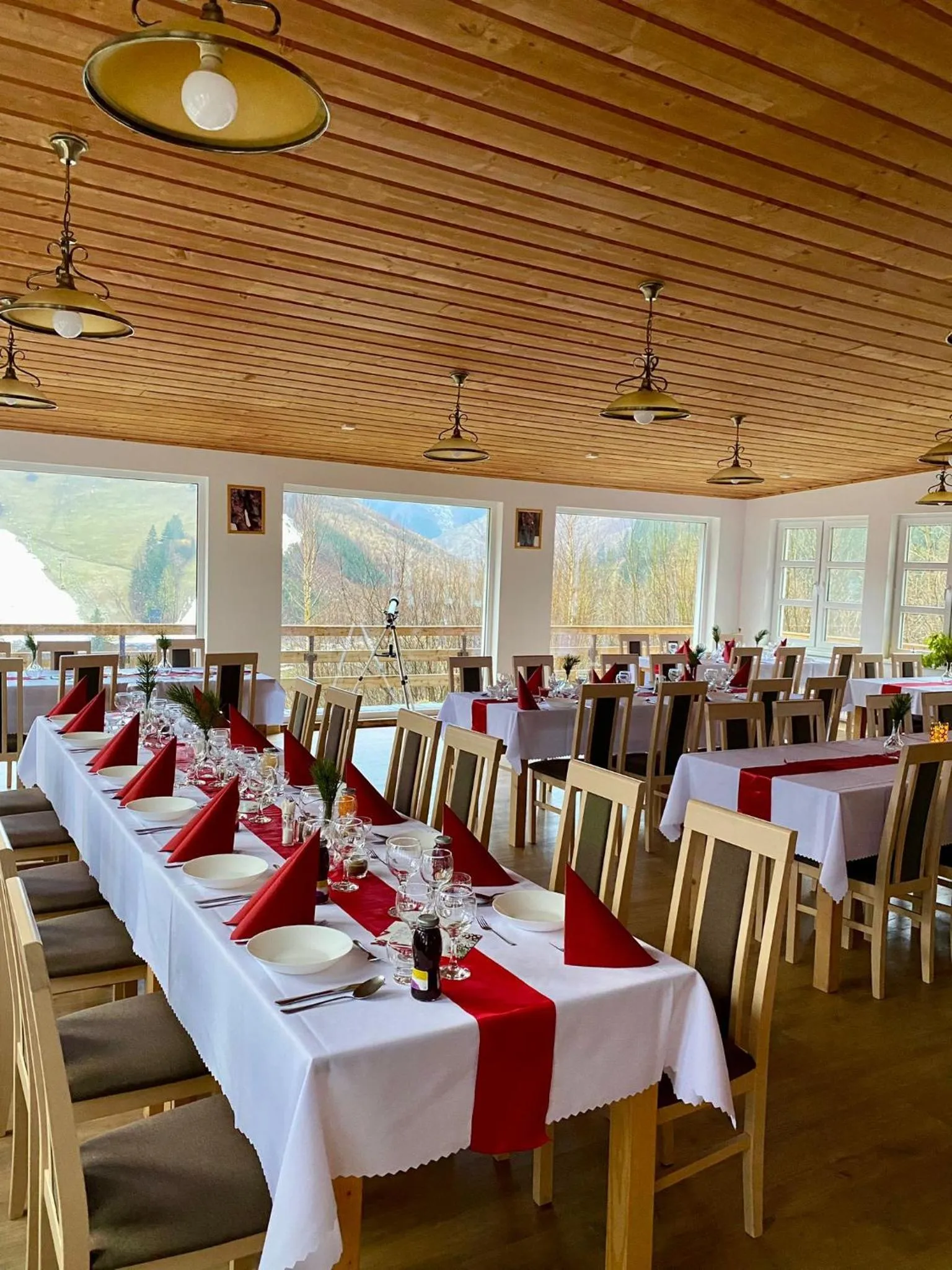 Restaurant/places to eat in Chata pod Sokolím