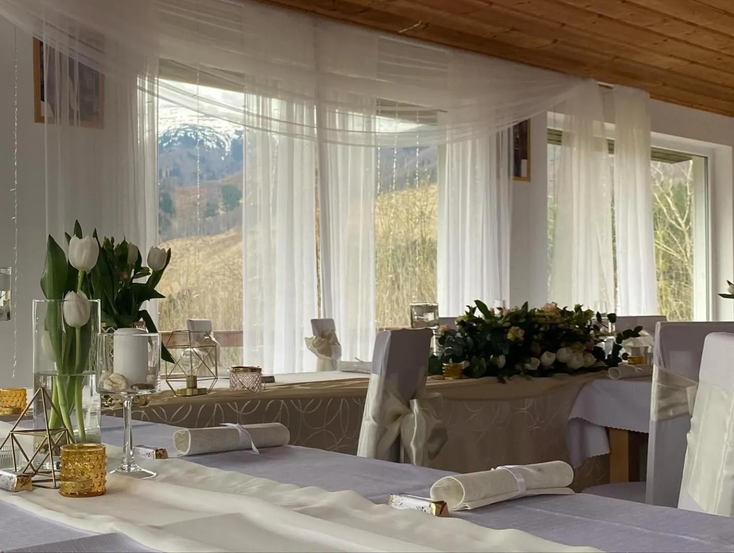 Food and drinks in Chata pod Sokolím